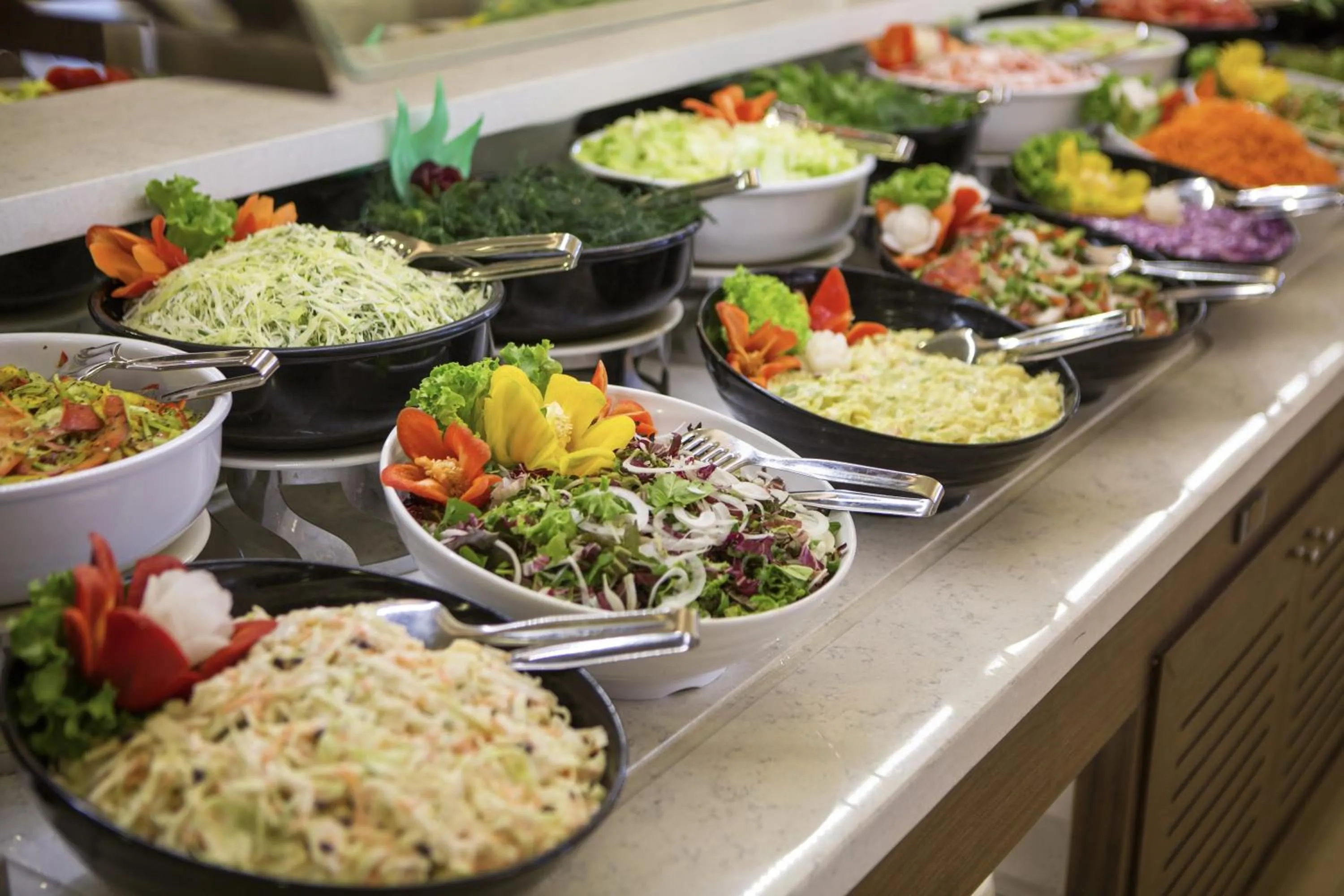 Restaurant/places to eat in Ramada Resort Kusadasi & Golf