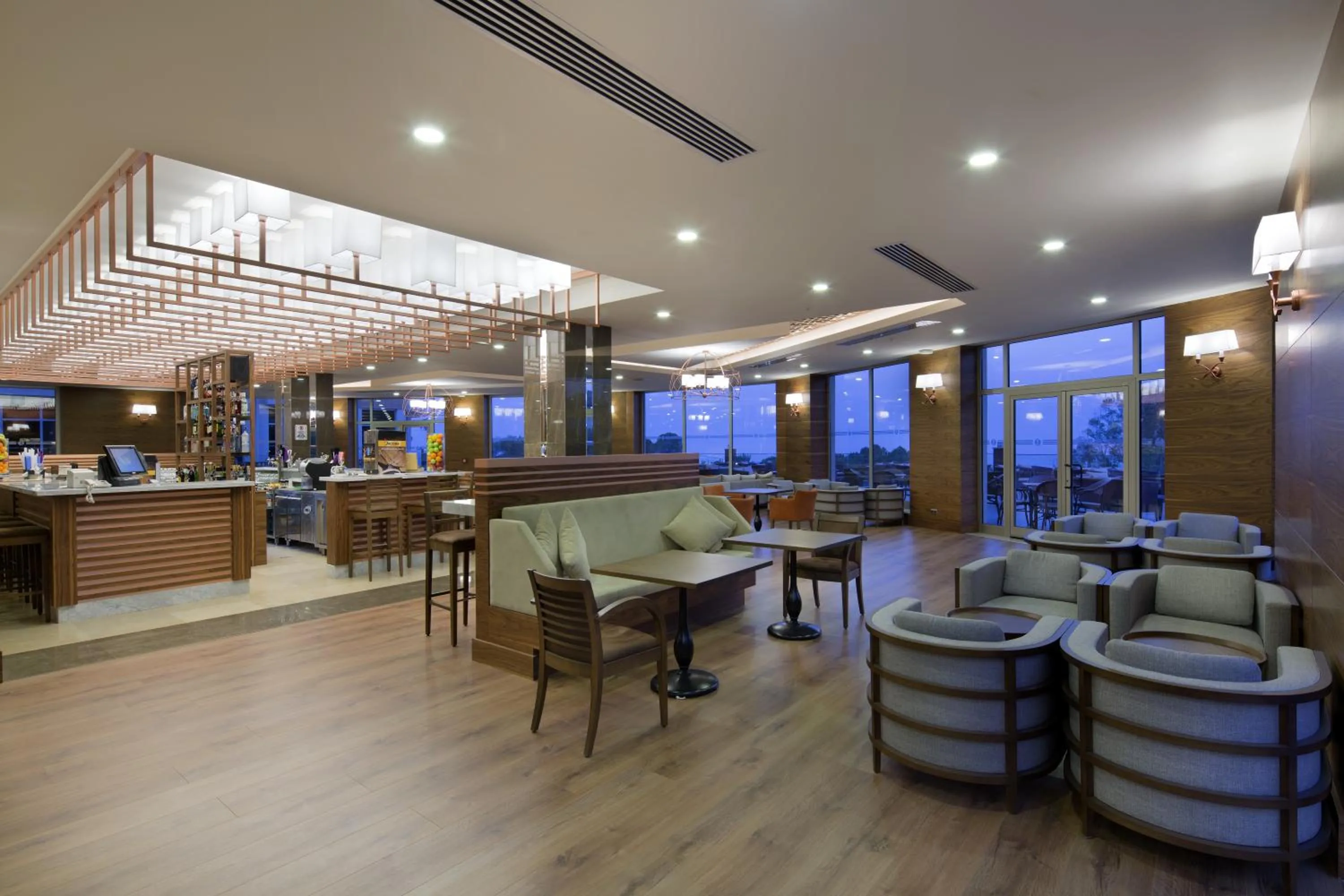 Lounge or bar in Ramada Resort Kusadasi & Golf