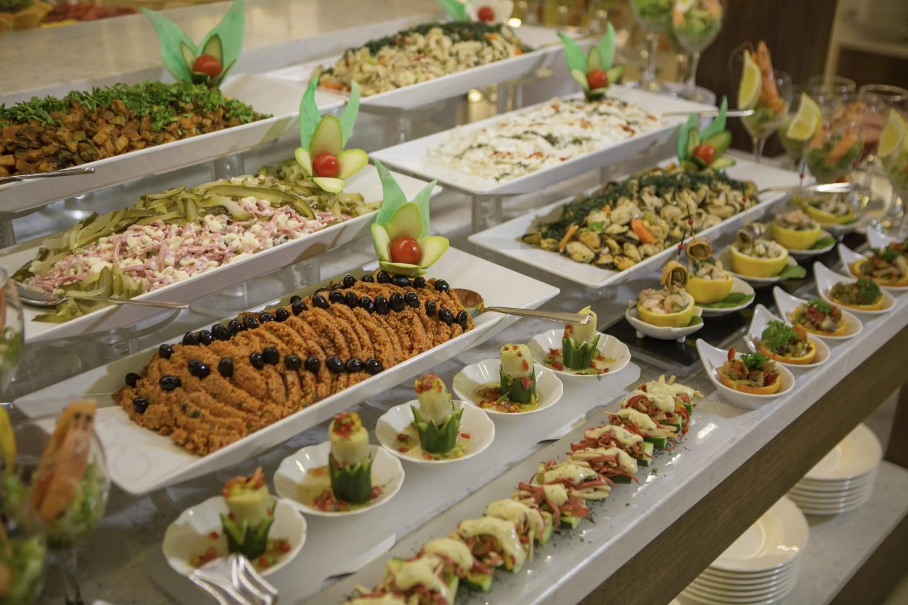 Restaurant/places to eat in Ramada Resort Kusadasi & Golf