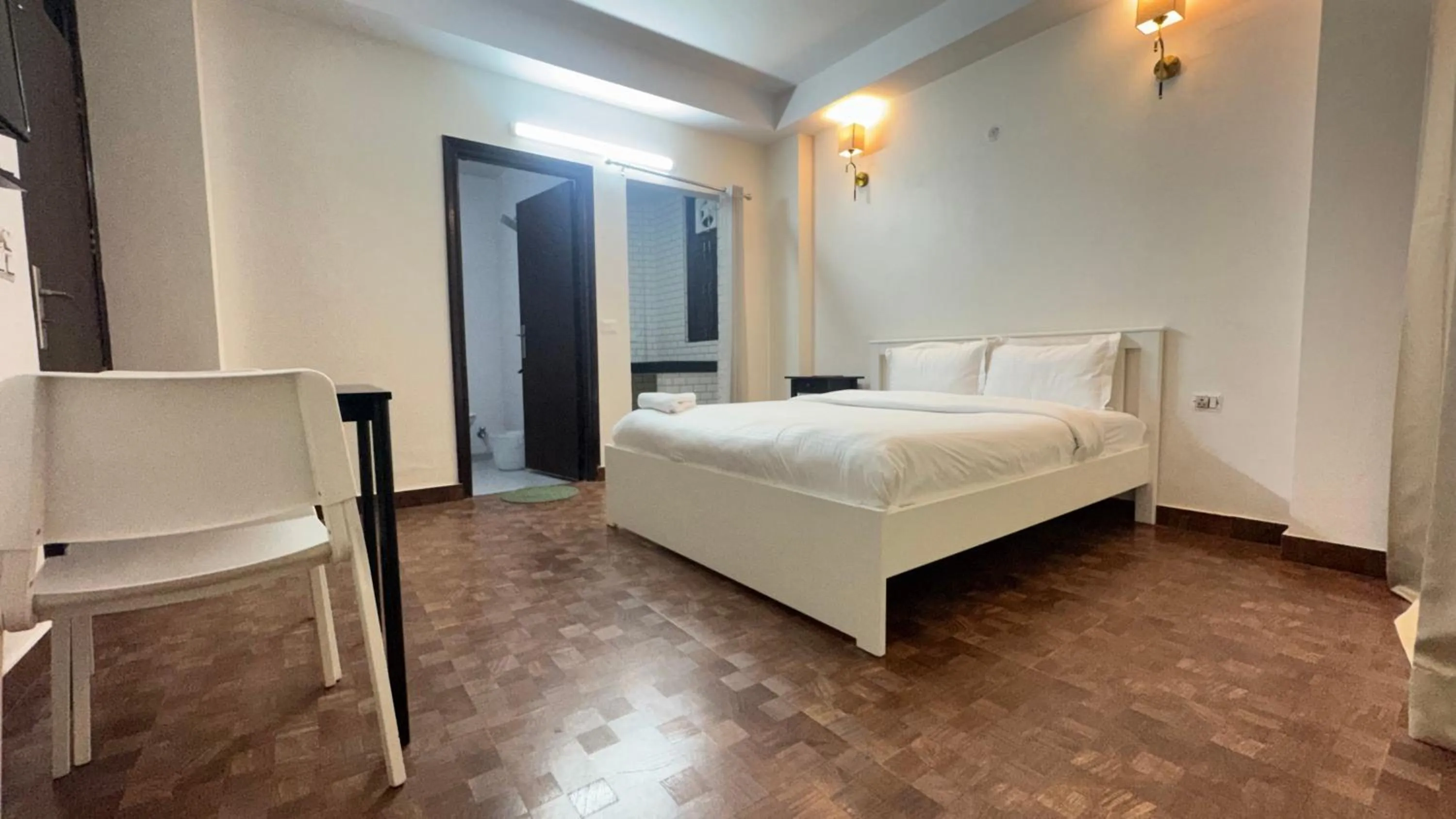 Bed in Hotel Kundan Palace