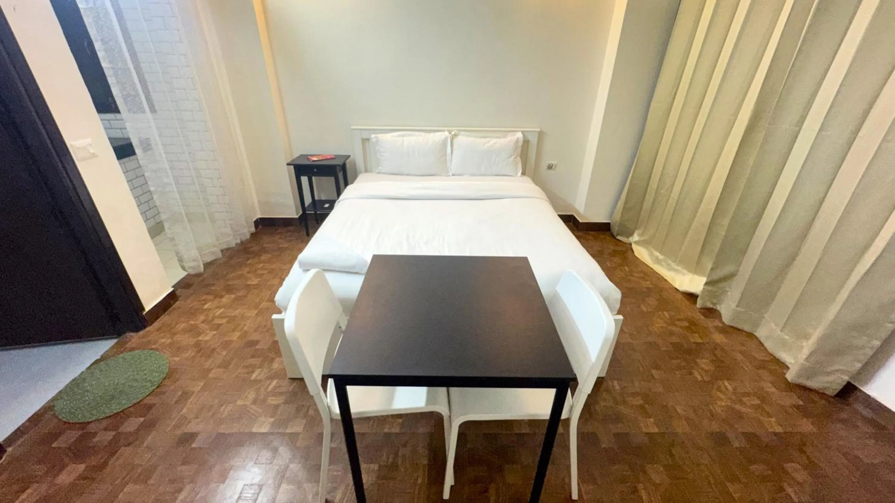 Bed in Hotel Kundan Palace