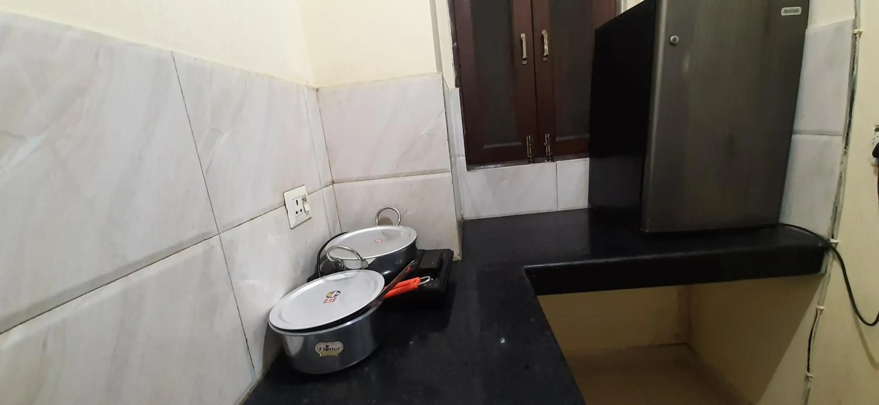 Coffee/tea facilities, Bathroom in Hotel Kundan Palace