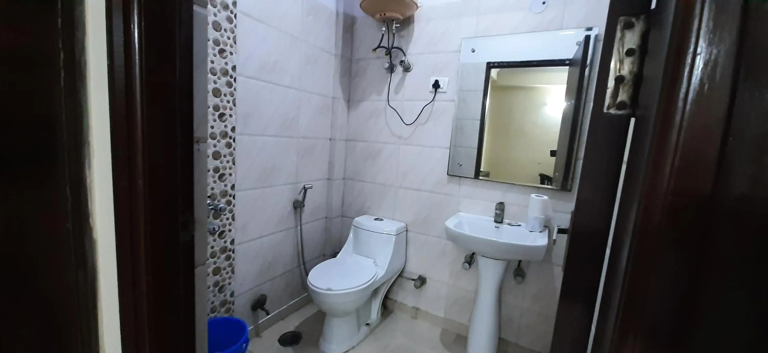 Bathroom in Hotel Kundan Palace