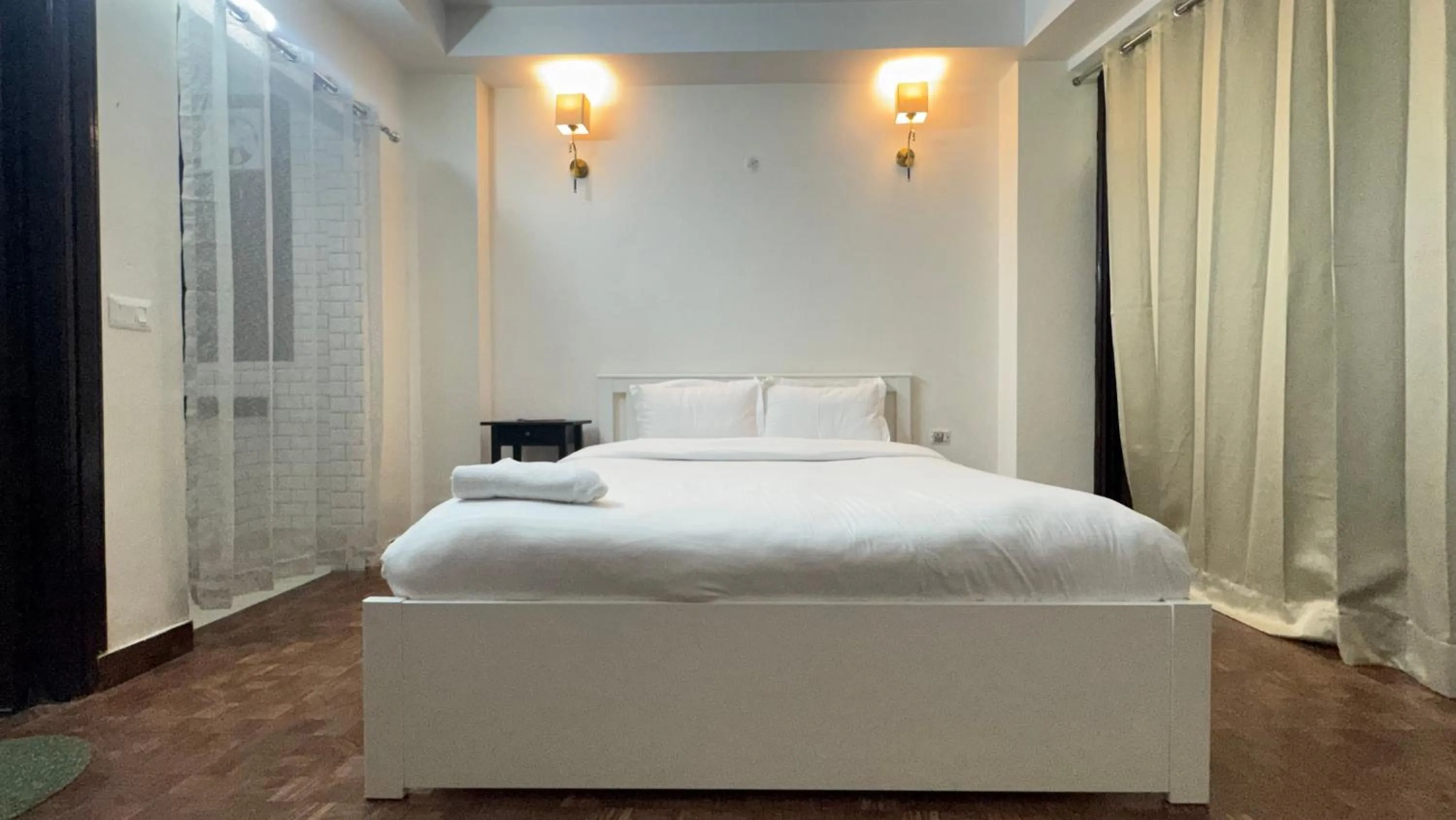 Bed in Hotel Kundan Palace