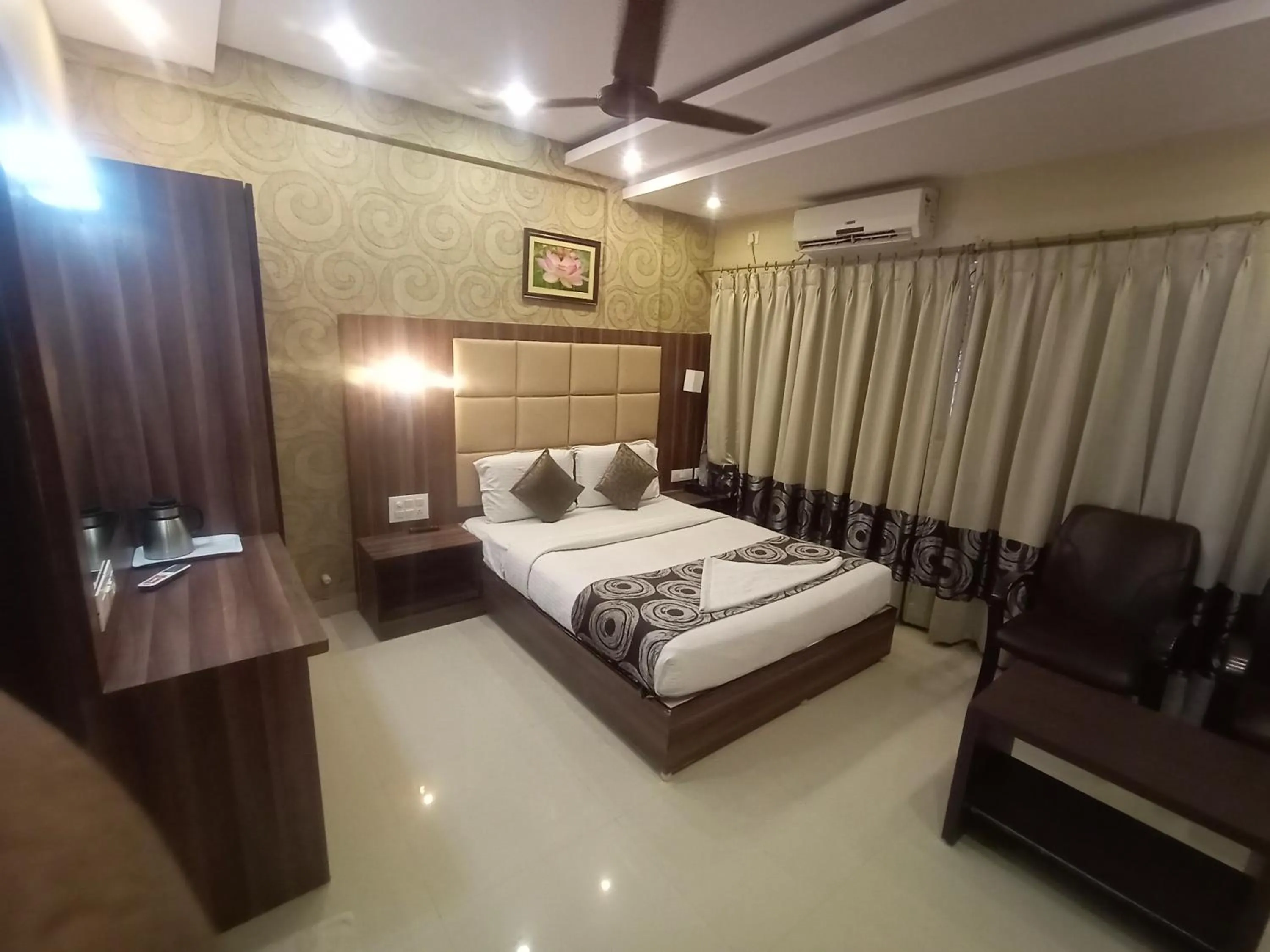 Hotel Aditya