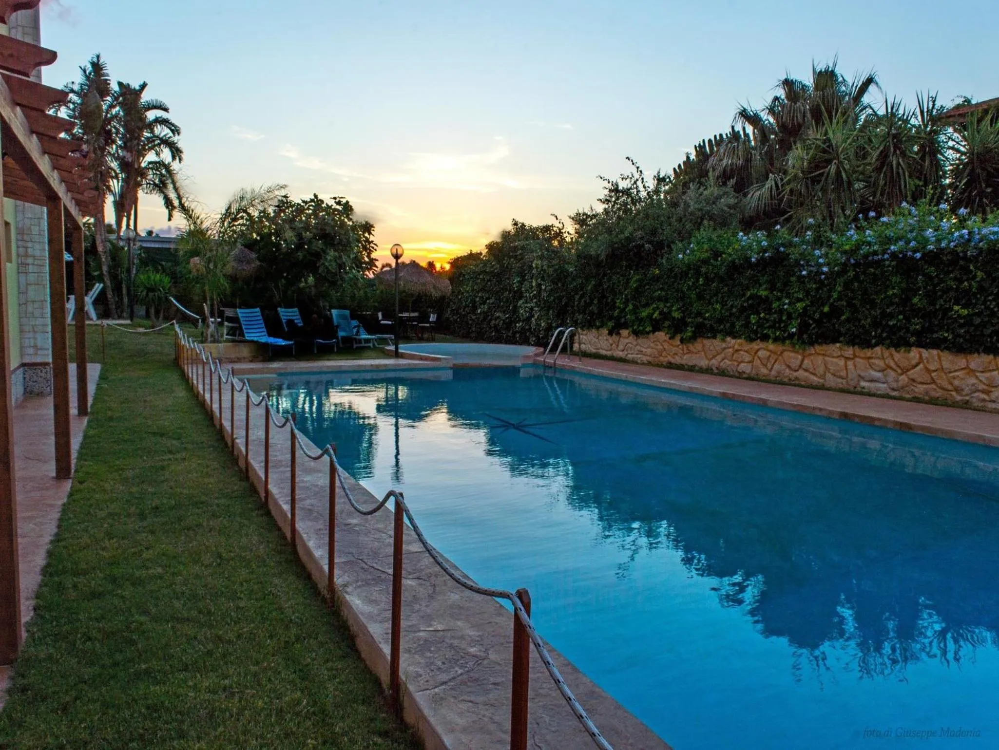 Pool view in Residence Villa Rosa dei Venti
