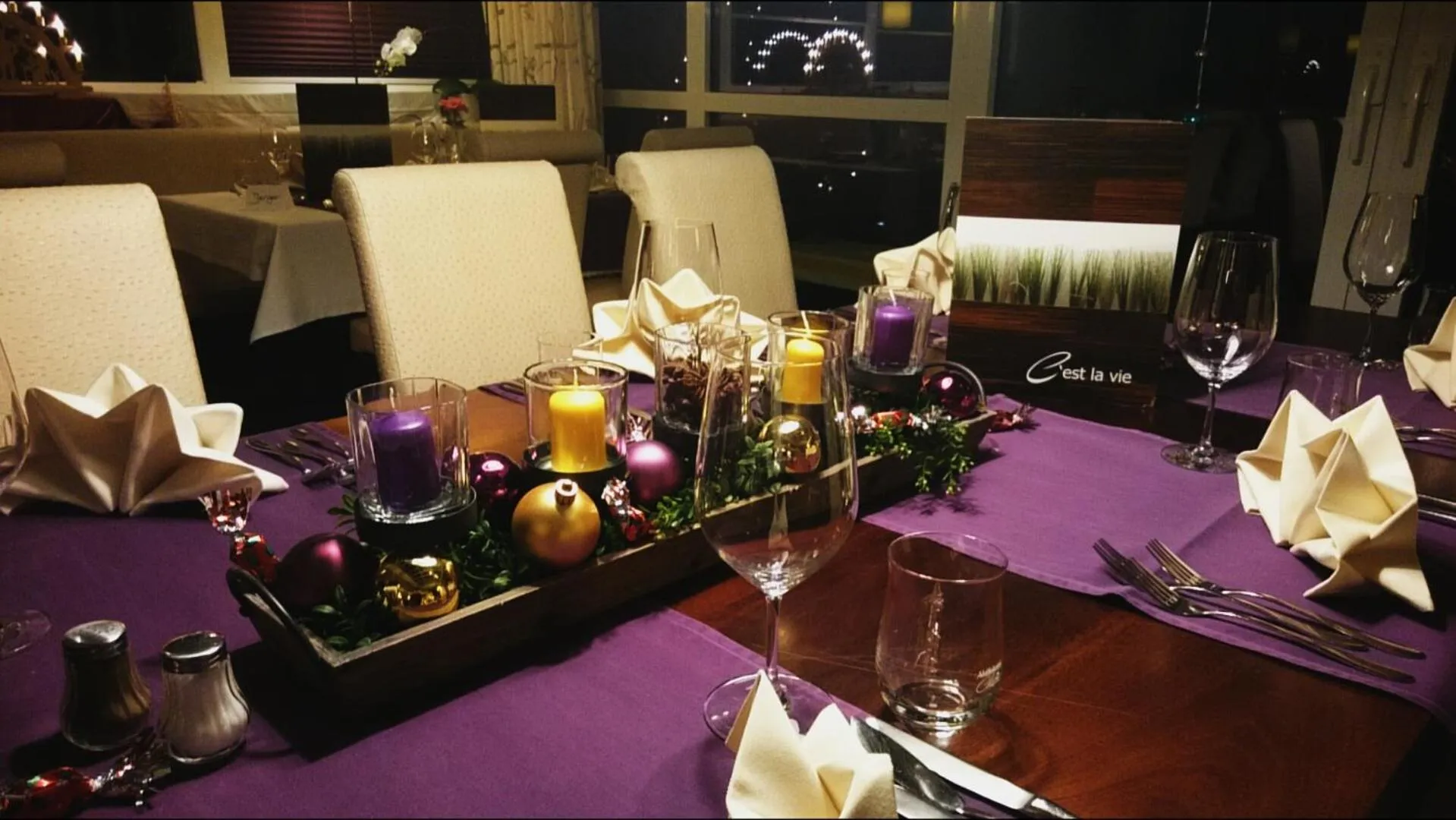 Restaurant/places to eat in Hotel-Restaurant Bellevue