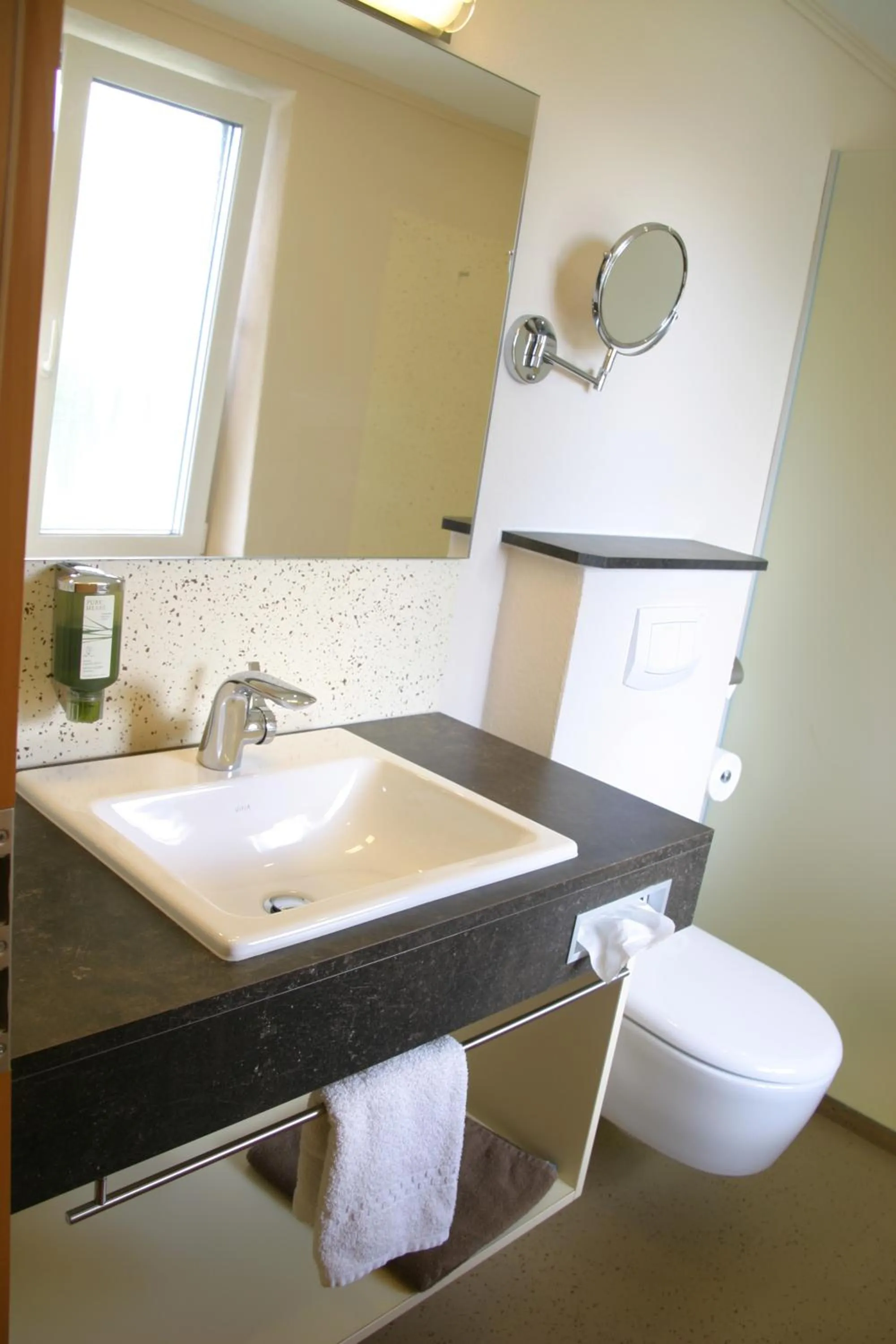 Bathroom in Hotel-Restaurant Bellevue