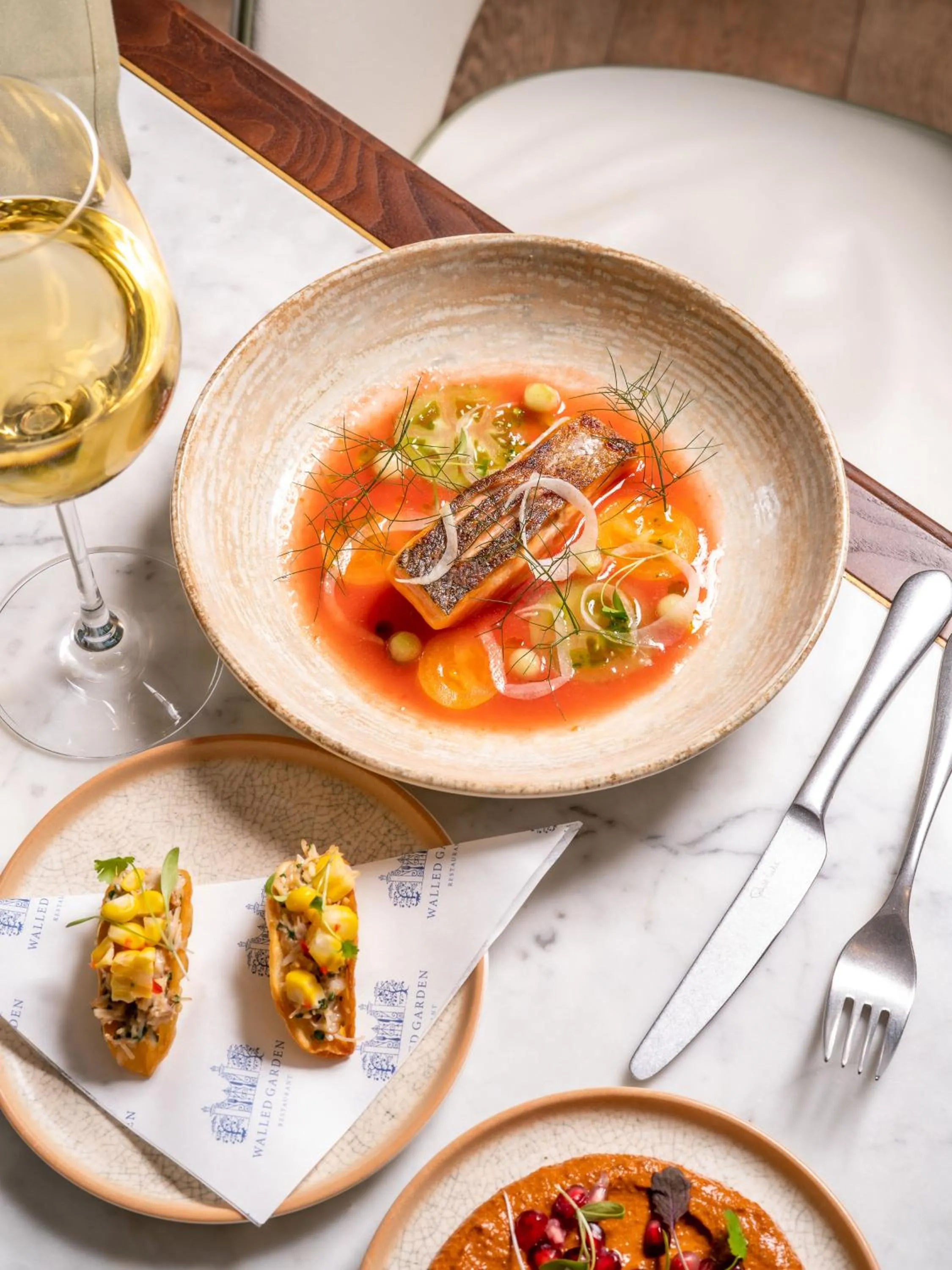 Food and drinks in Lucknam Park, Emblems Collection