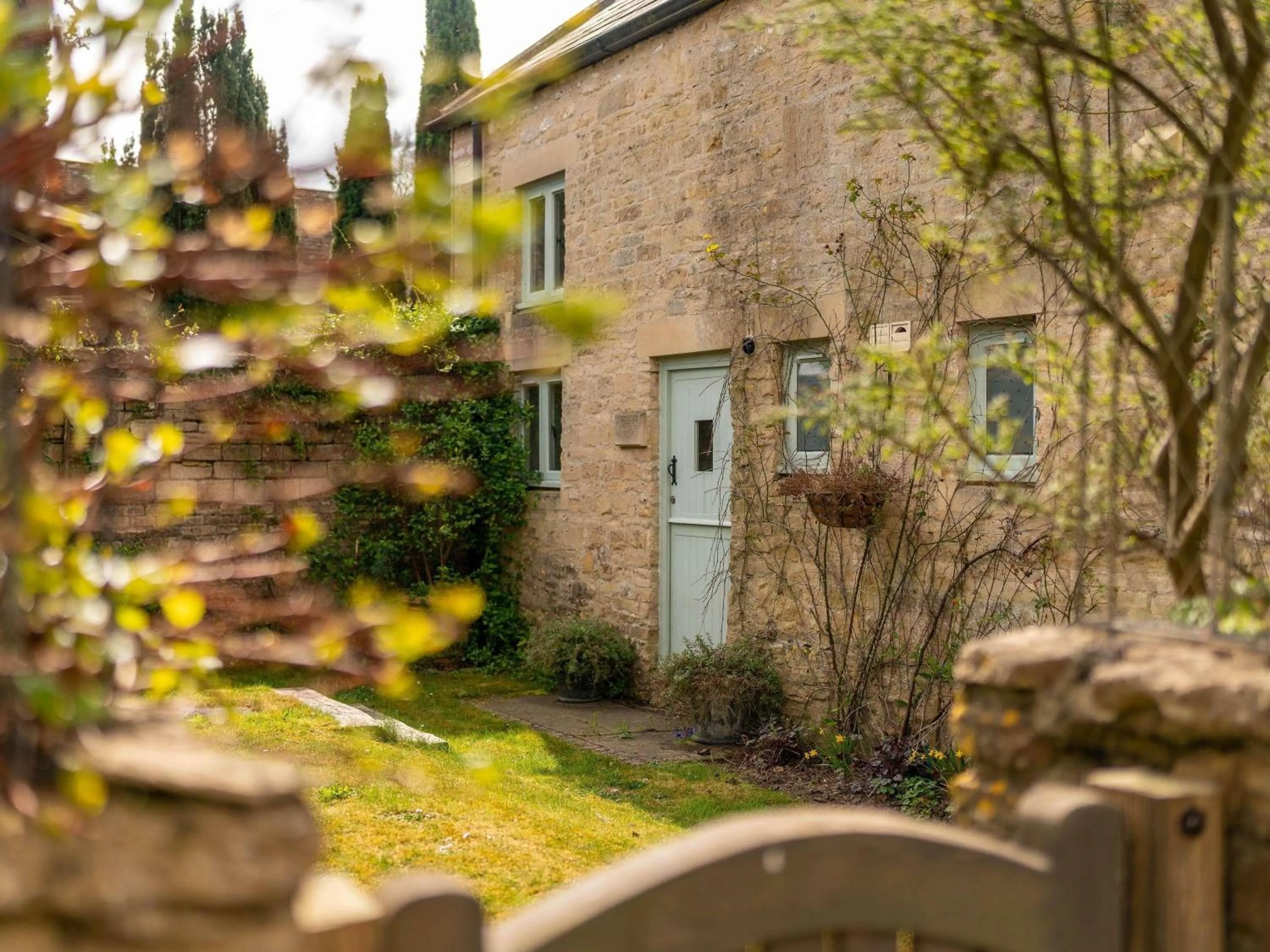 Bedroom in Lucknam Park, Emblems Collection