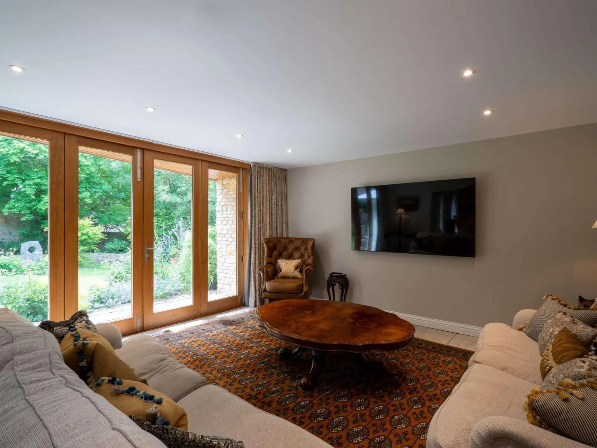 Communal lounge/ TV room in Lucknam Park, Emblems Collection