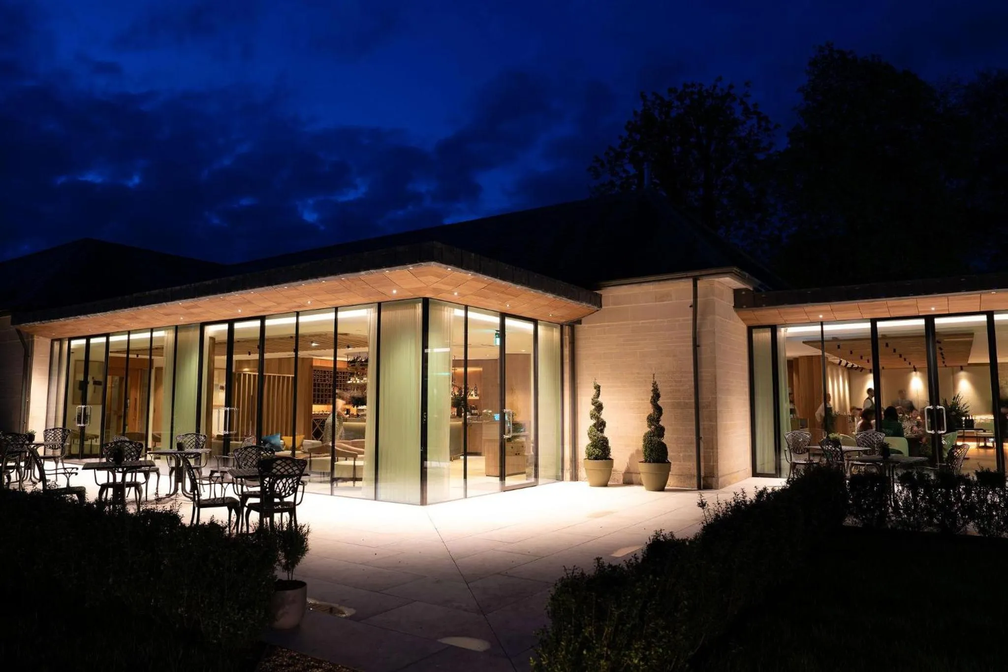 Restaurant/places to eat in Lucknam Park, Emblems Collection