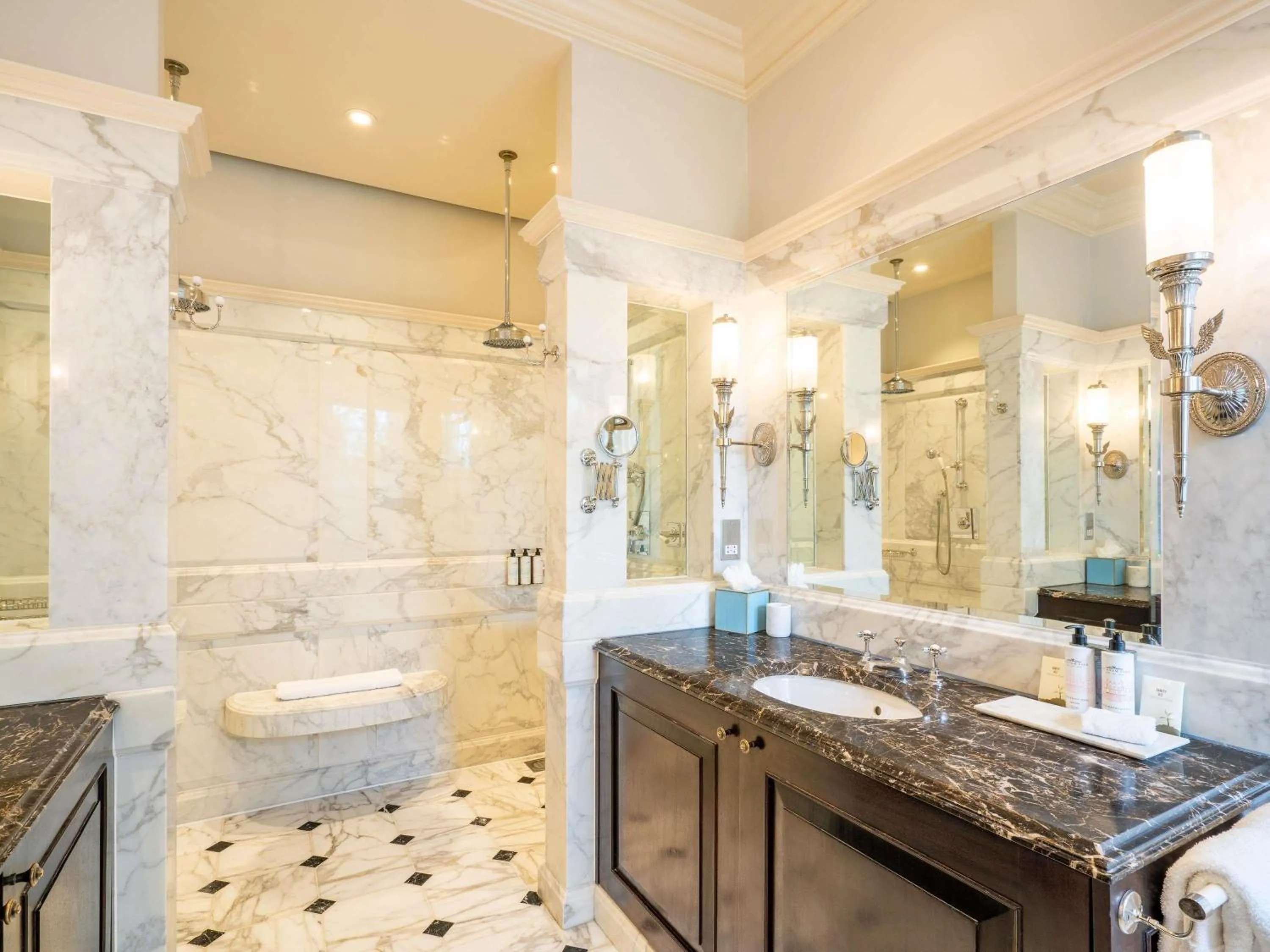 Bedroom in Lucknam Park, Emblems Collection