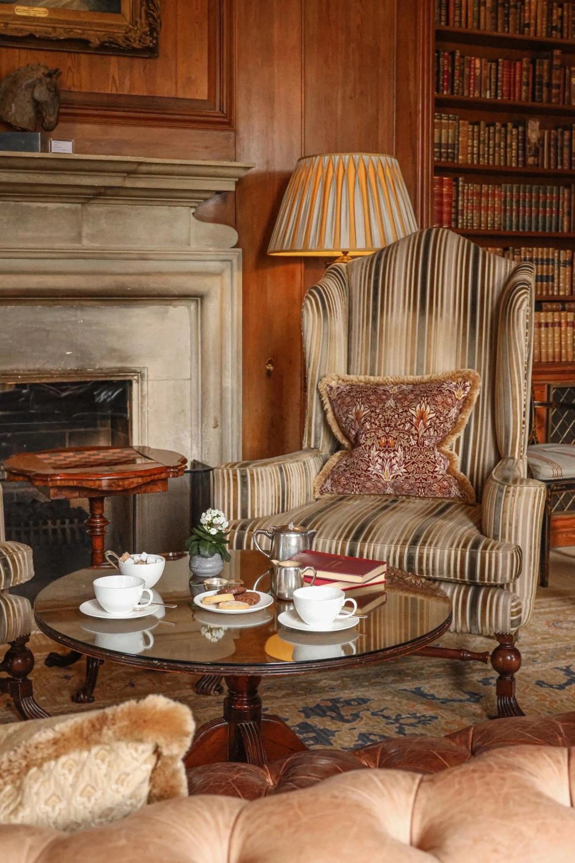 Library in Lucknam Park, Emblems Collection