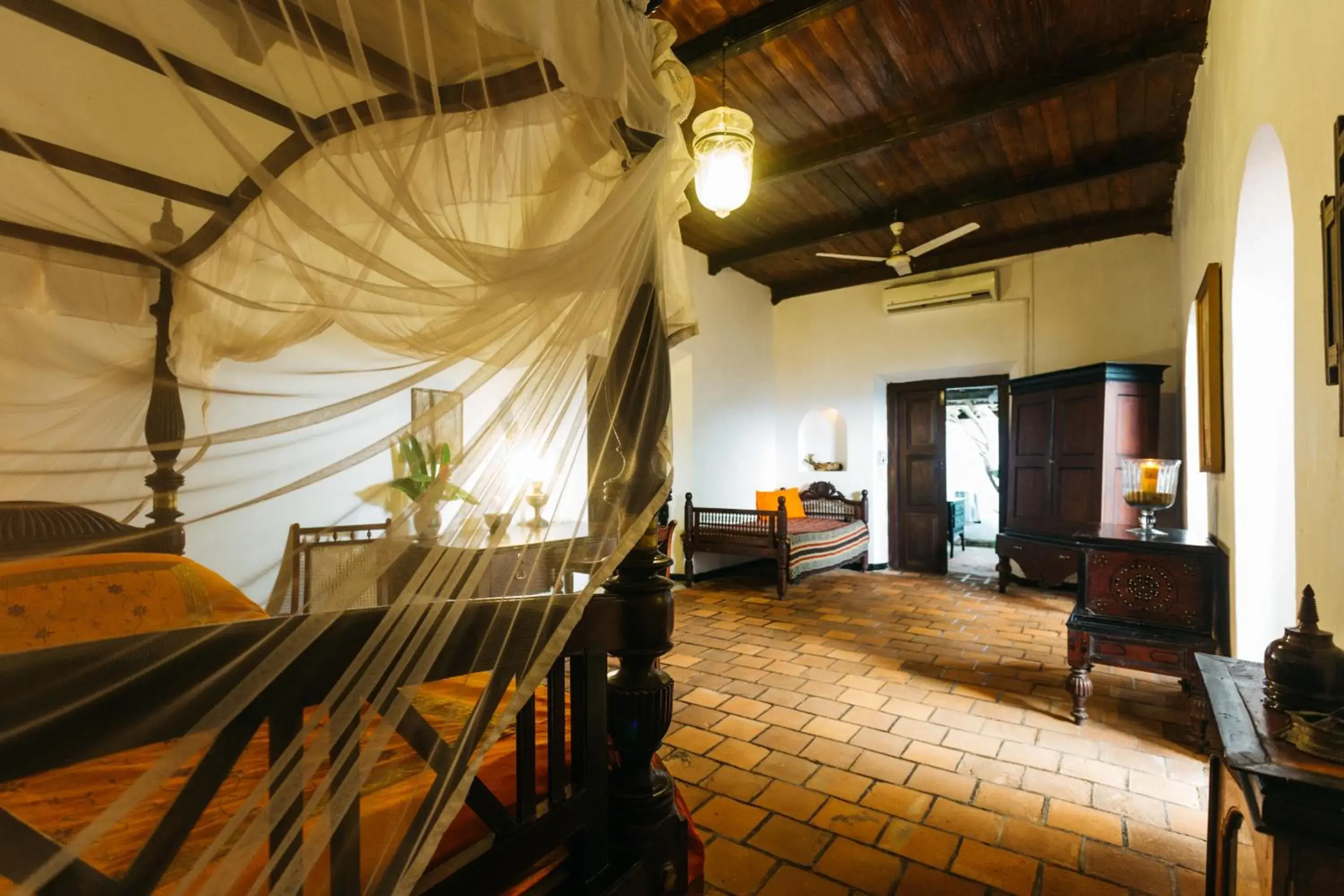 King Suite - single occupancy in Secret Garden Villa - Unawatuna King Suite - single occupancy in Secret Garden Villa - Unawatuna