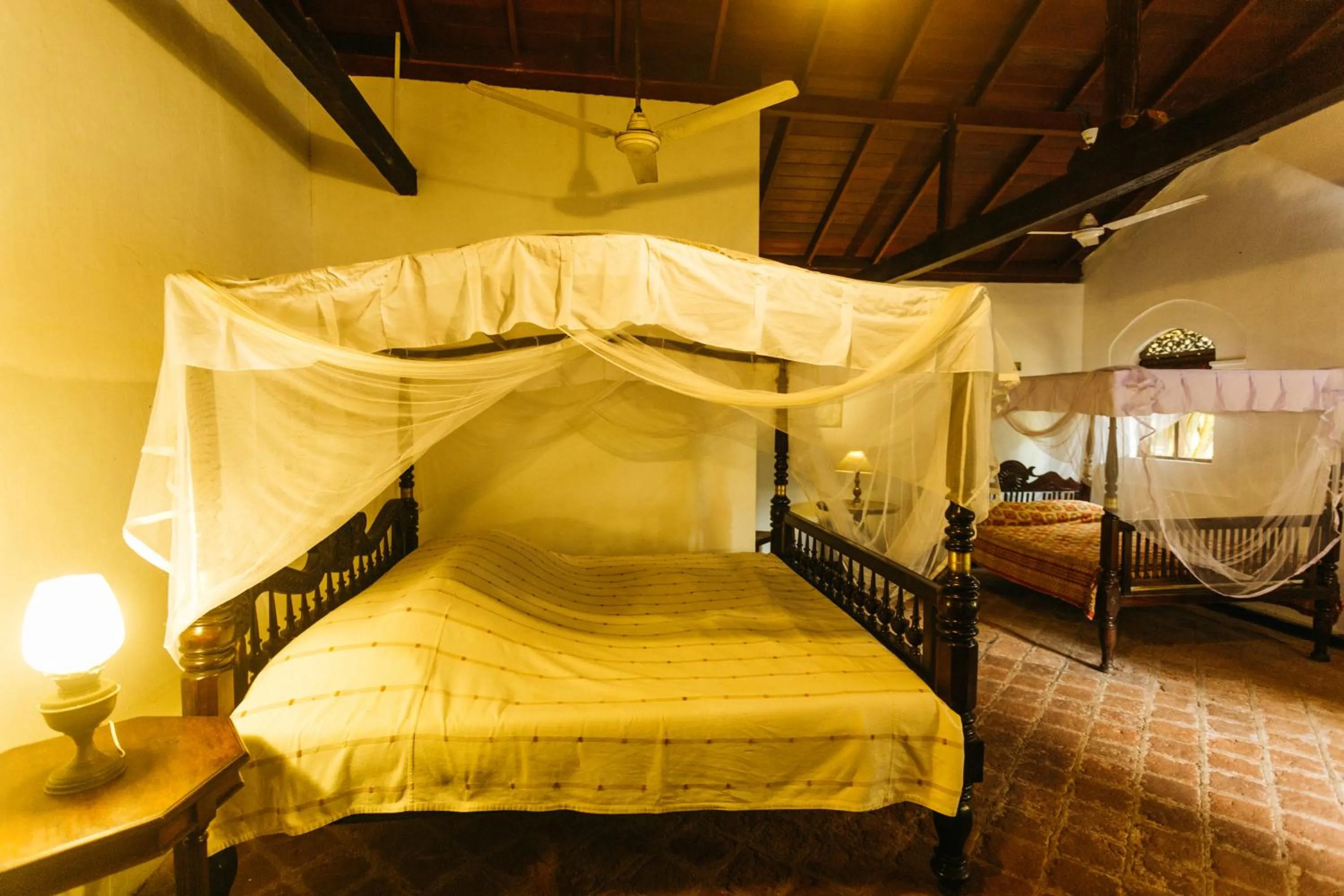 Bedroom, Bed in Secret Garden Villa - Unawatuna