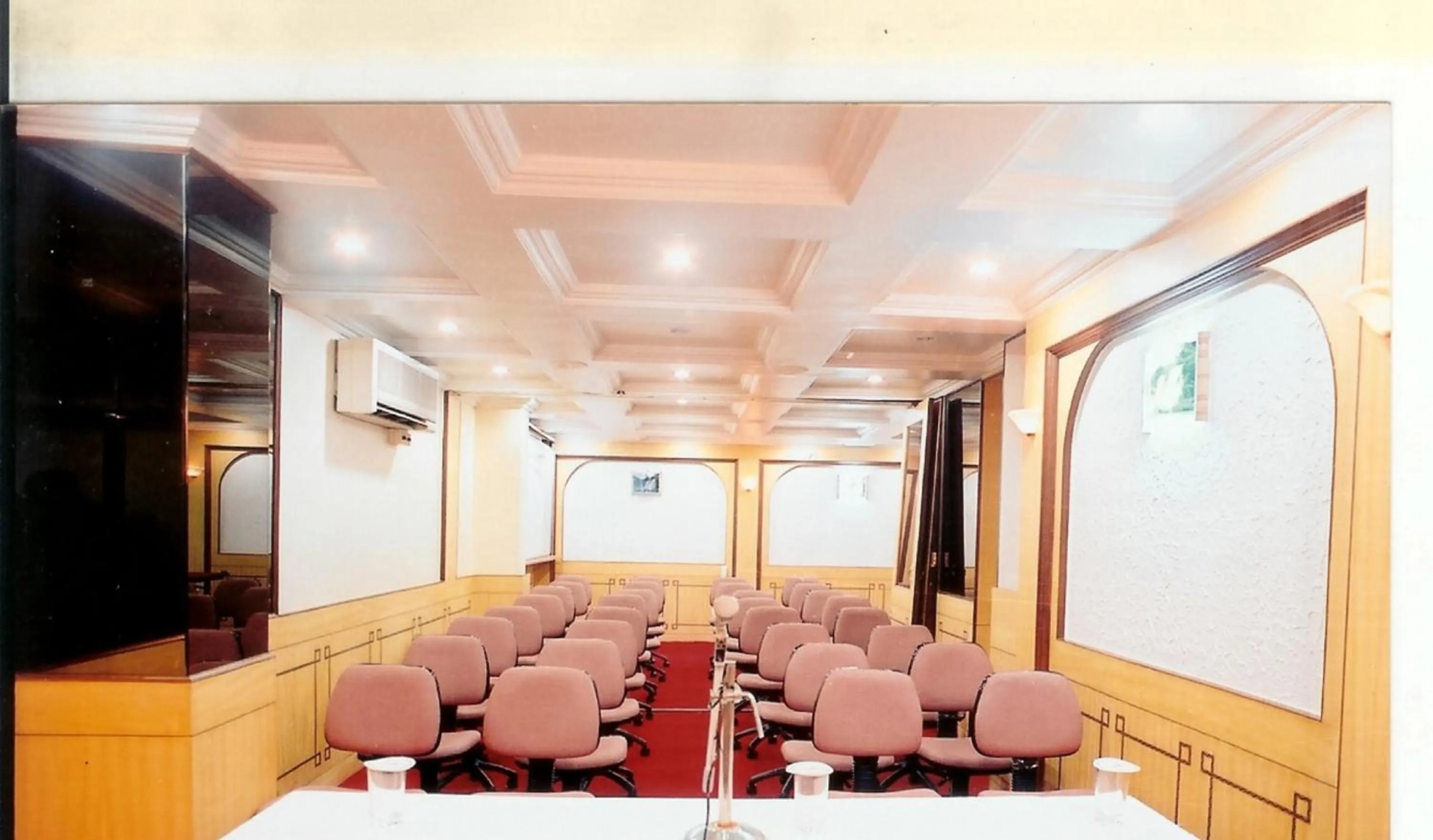 Meeting/conference room in Hotel Swan Inn