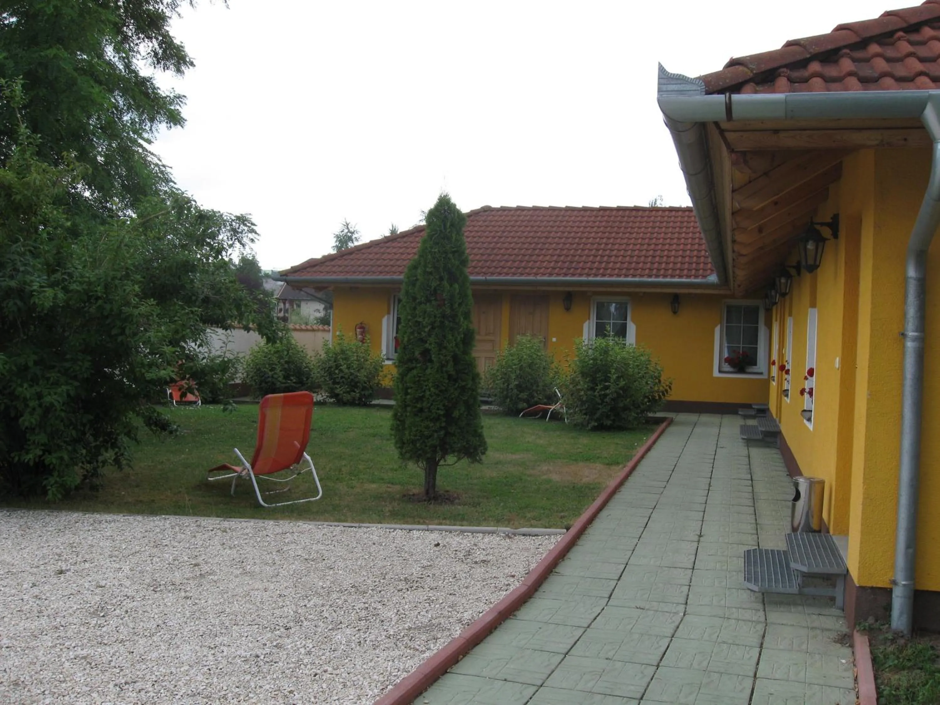 Platán Panzió