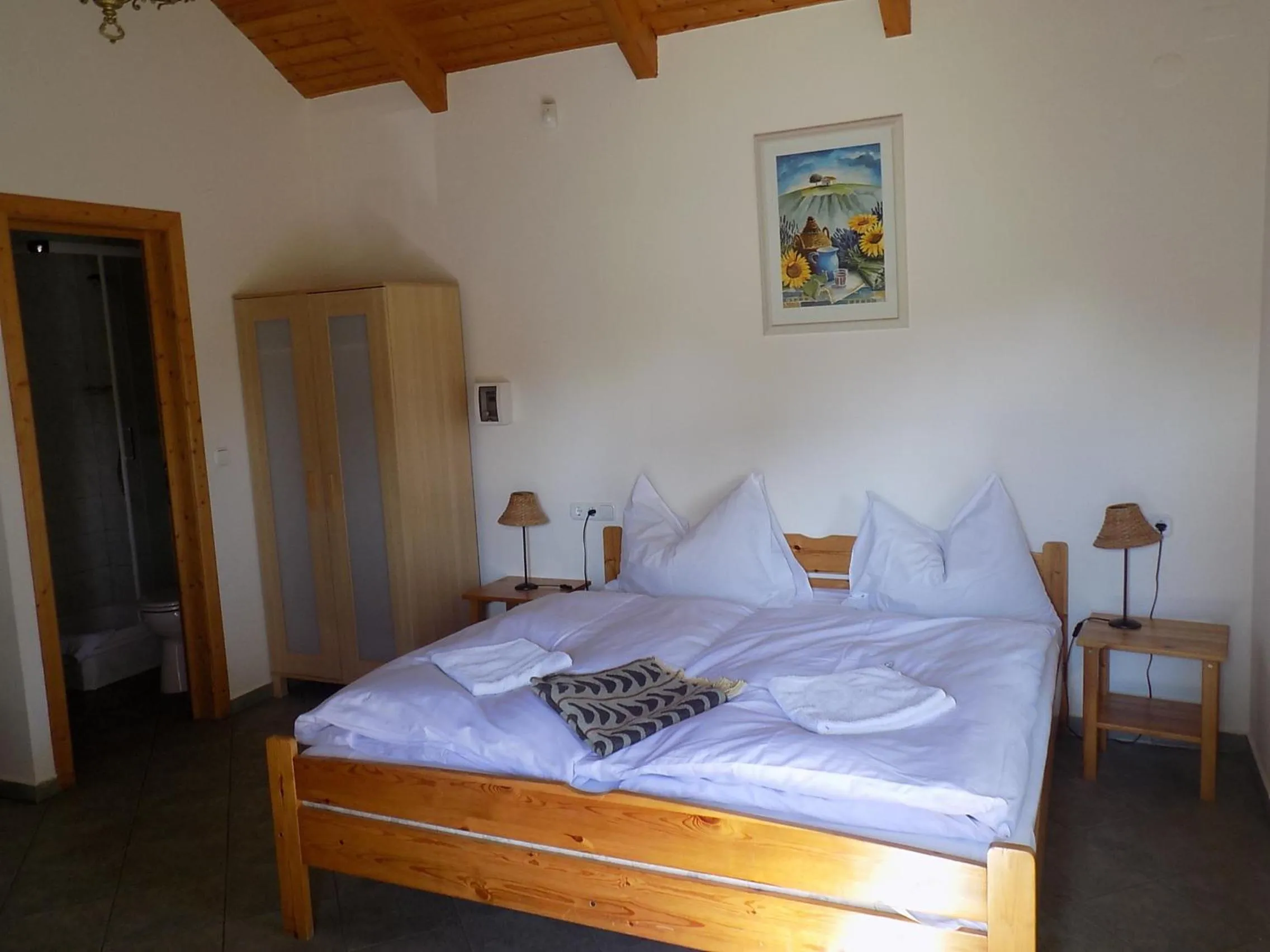 Bed in Platán Panzió