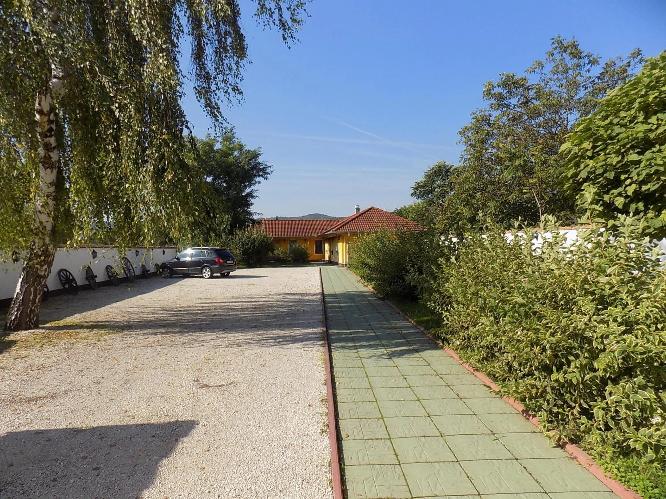 Platán Panzió