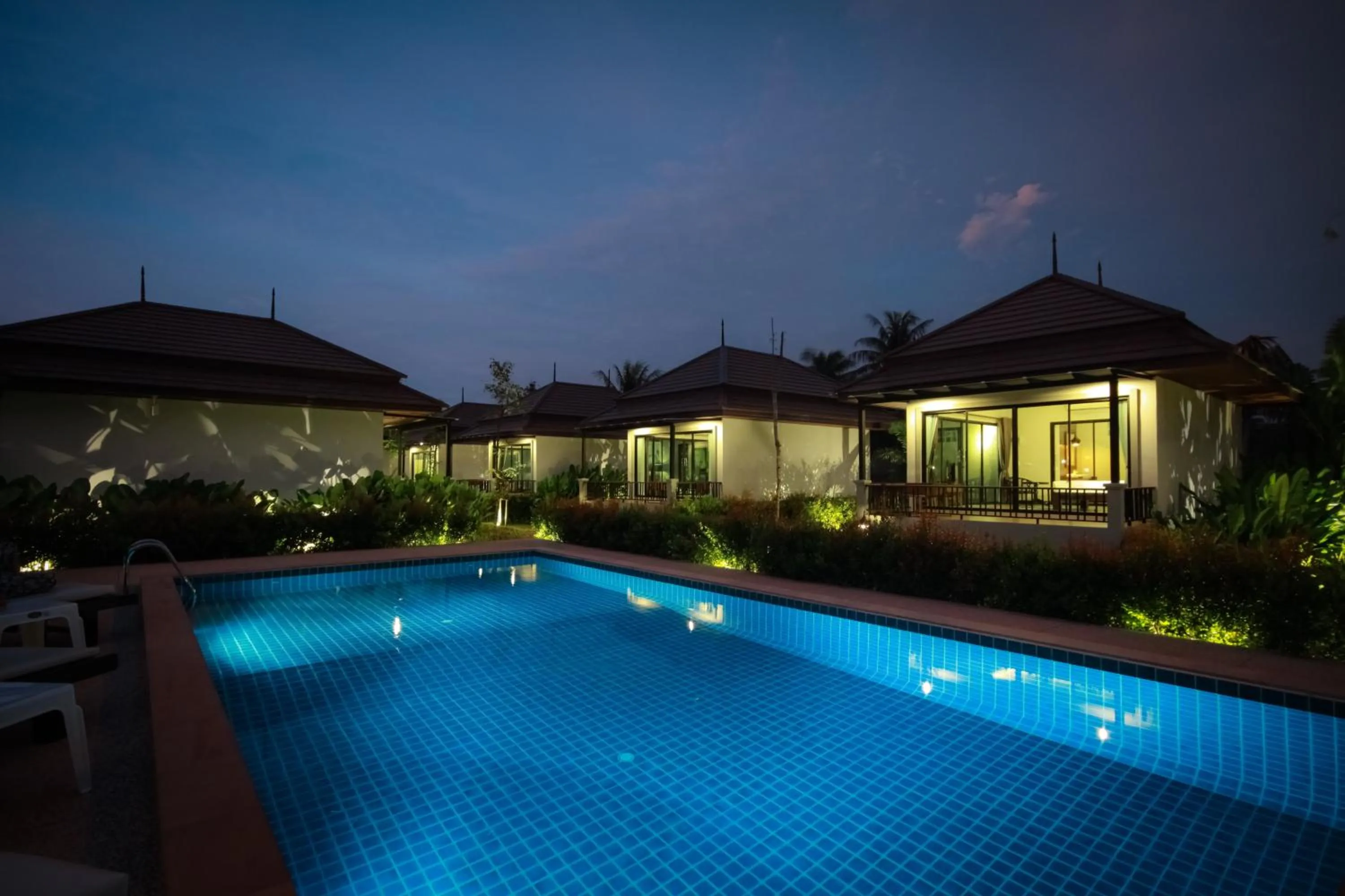 Swimming pool in Himaphan Boutique Resort - SHA EXTRA PLUS
