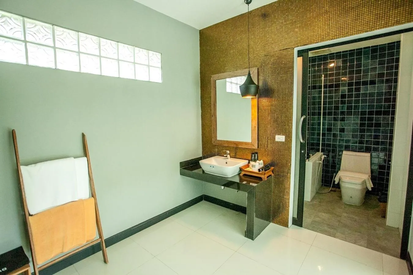 Bathroom in Himaphan Boutique Resort - SHA EXTRA PLUS
