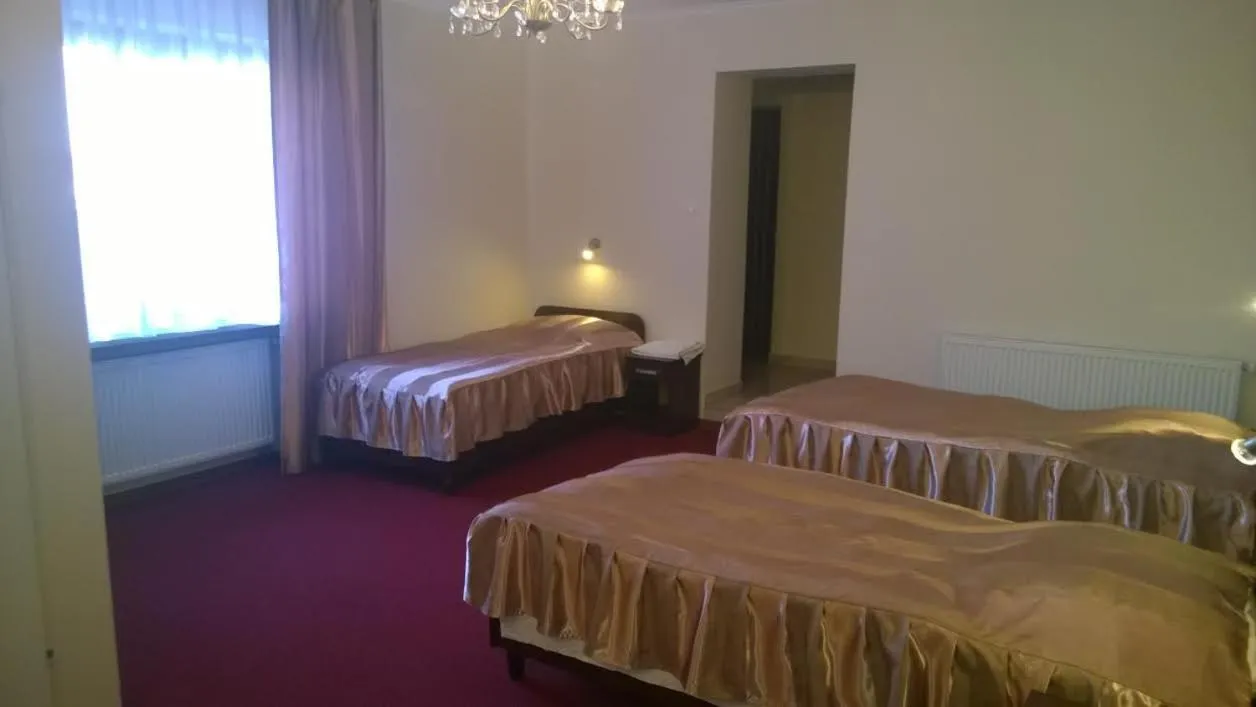 Day, Bed in Hotel E7