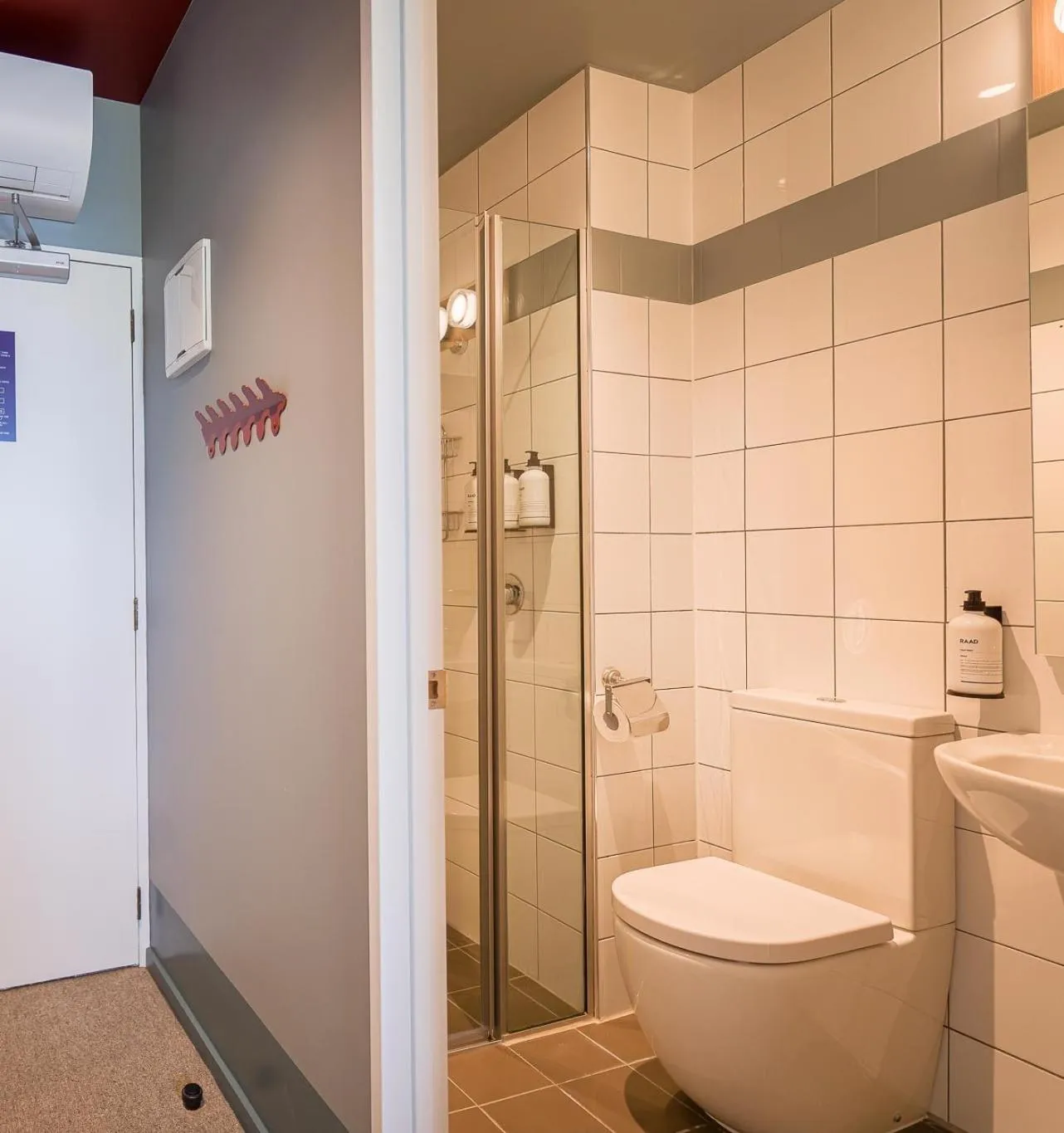 Shower in Drifter Christchurch