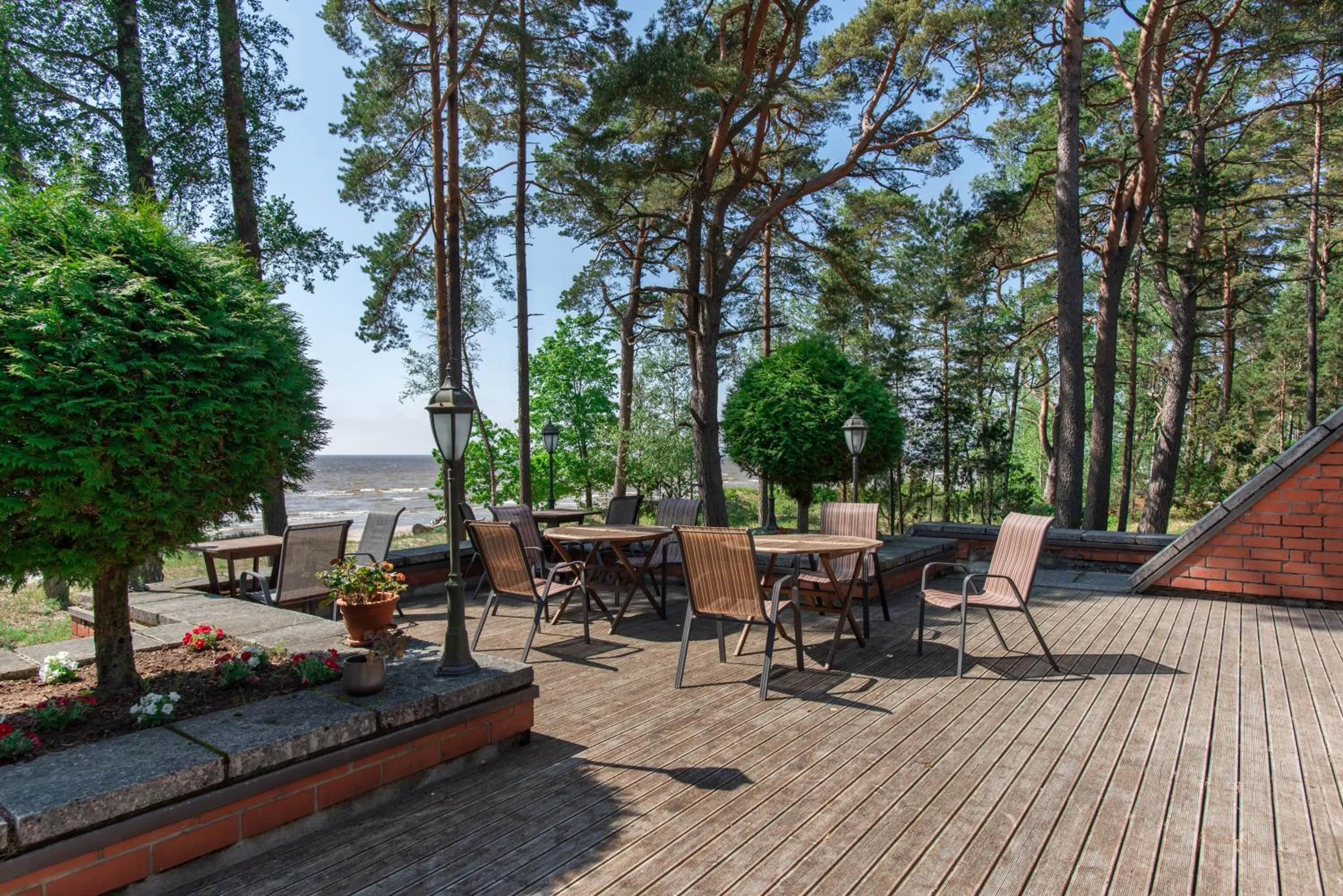 Day in Villa Andropoff