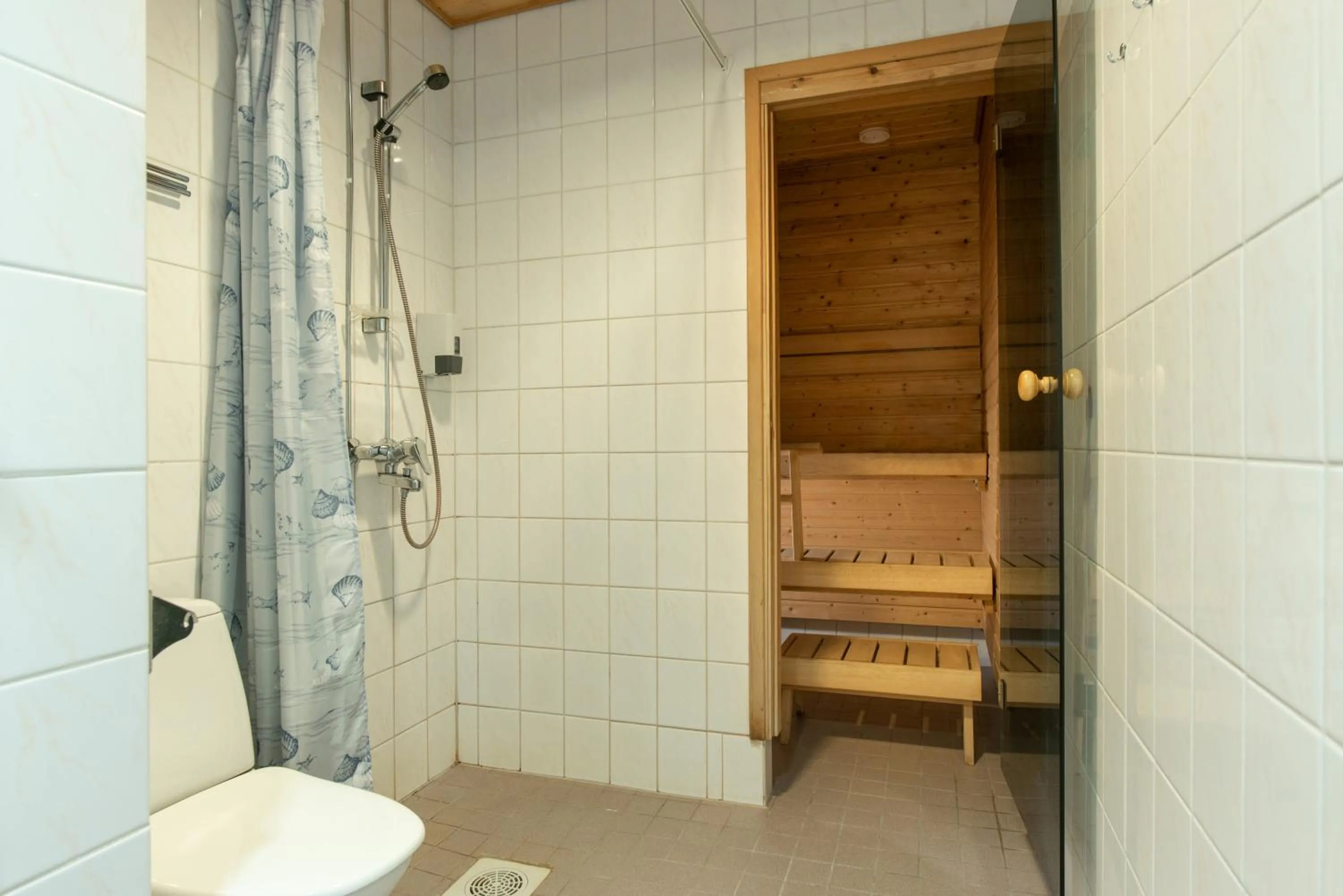 Shower in Villa Andropoff