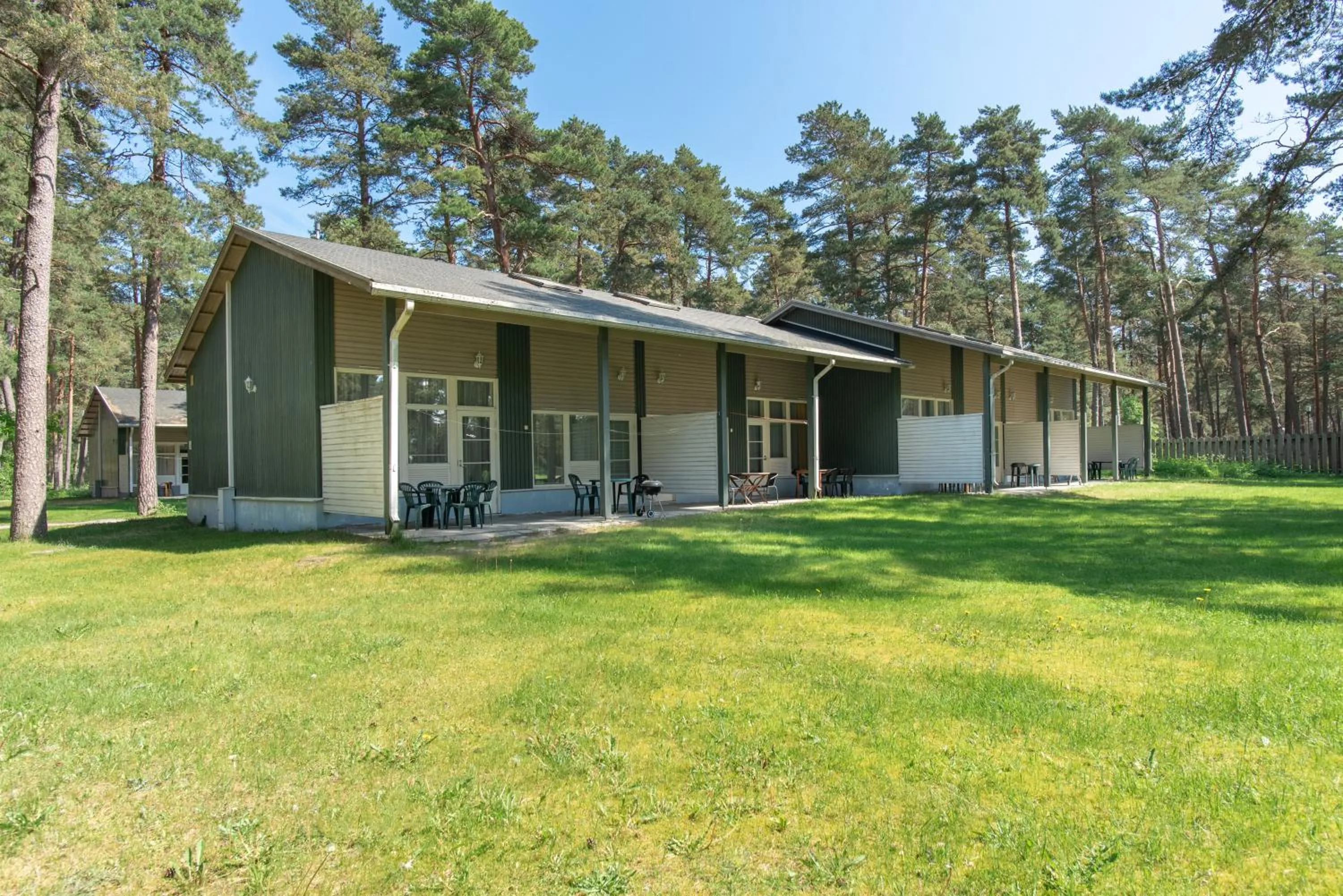 Property building in Villa Andropoff