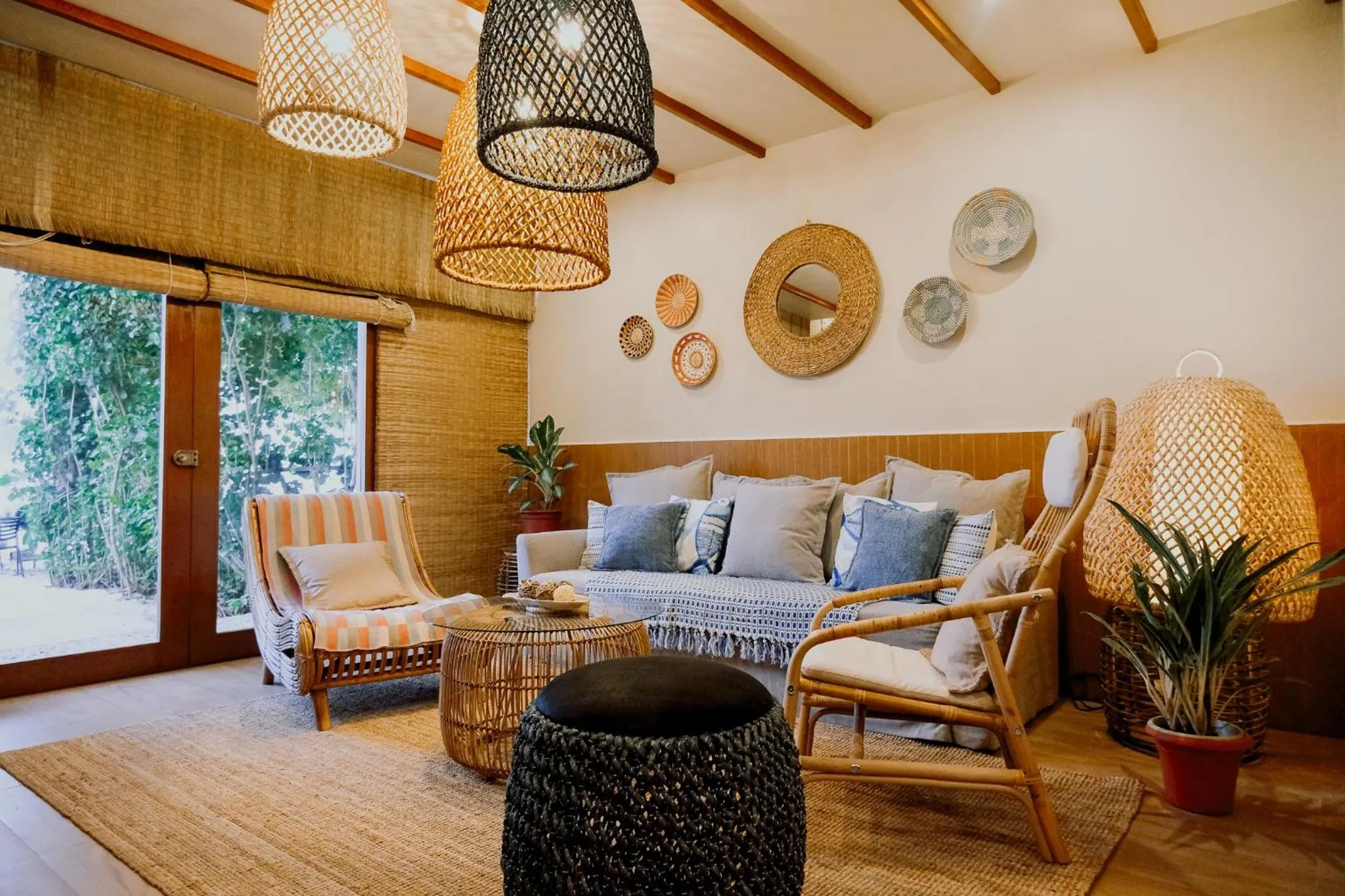 Katig Beachfront Boutique Hotel