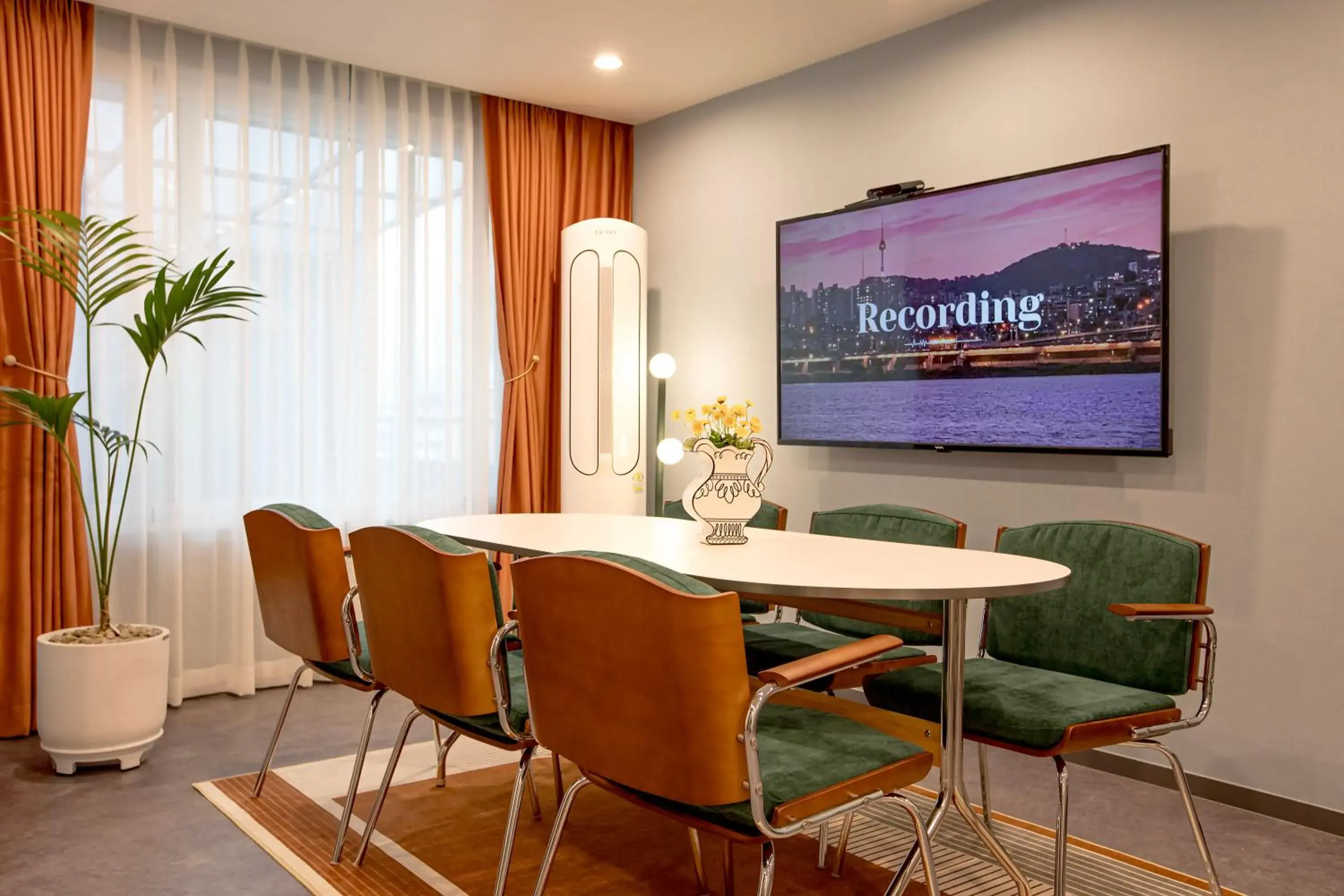 Living room in Luce Hotel Living room in Luce Hotel