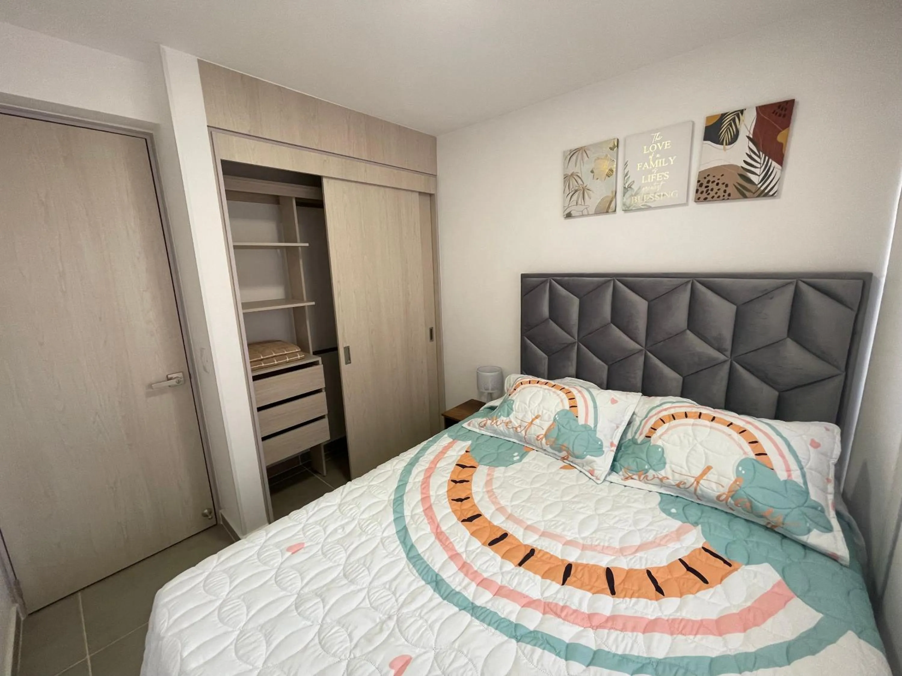 Bed in Acogedor apartamento cerca de clínica en F/blanca