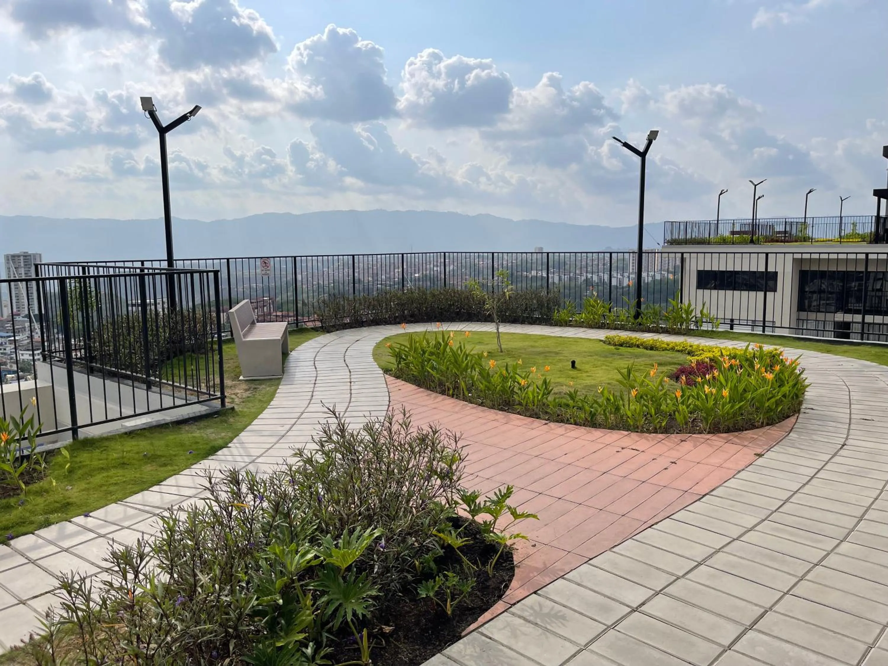 Natural landscape in Acogedor apartamento cerca de clínica en F/blanca