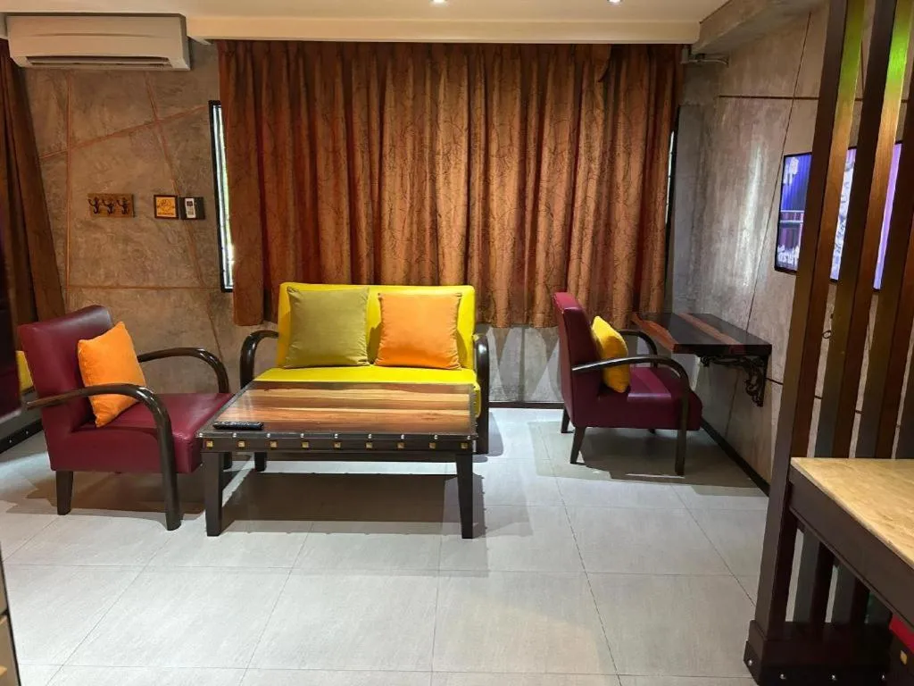 Pak Ping Ing Tang Boutique Hotel