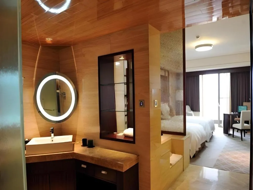 Bed in Shangyu International Hotel