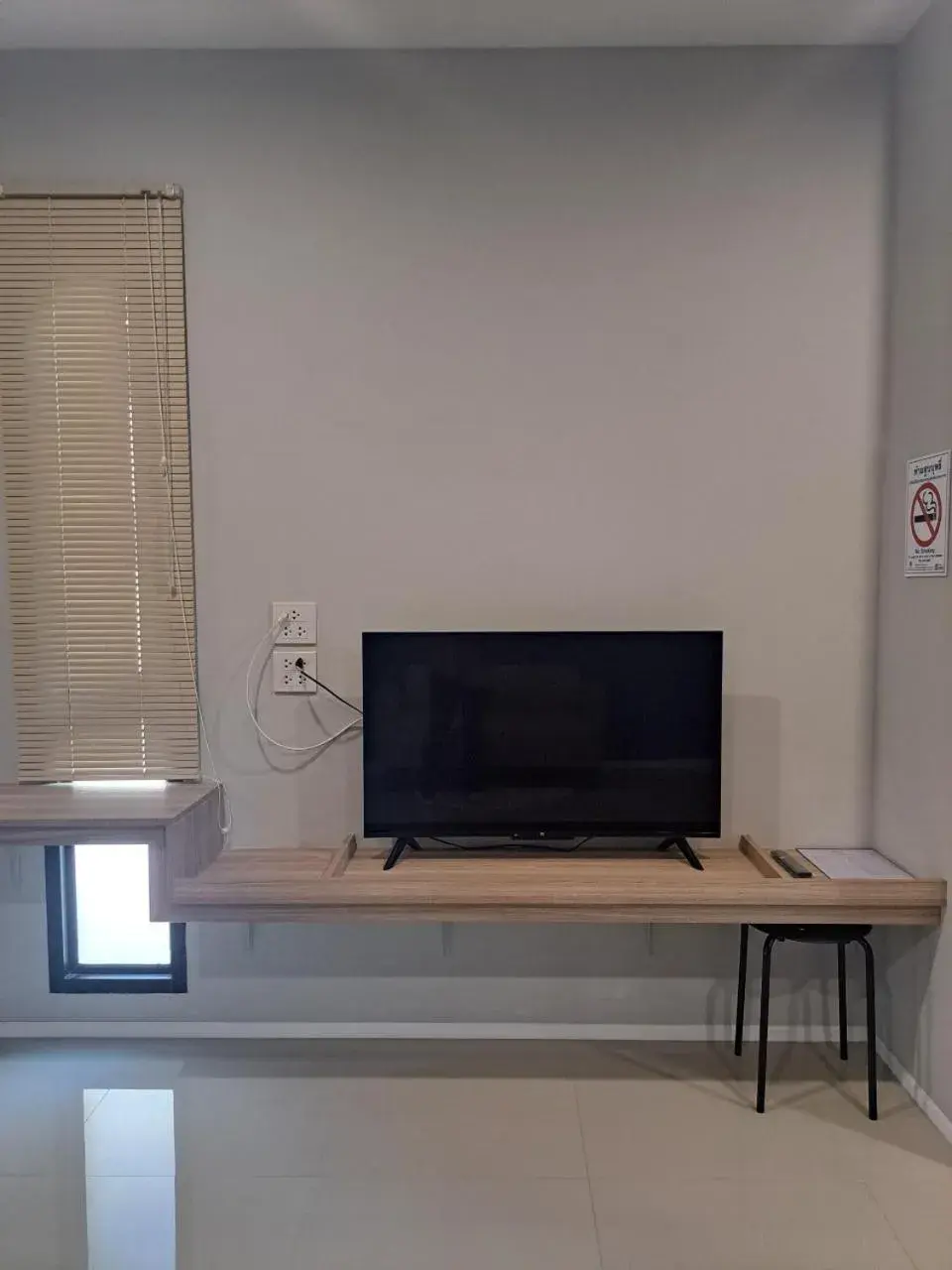TV and multimedia in HAKKA Wellness Residence TV and multimedia in HAKKA Wellness Residence