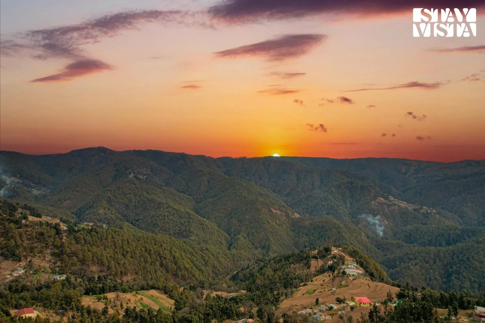 Mountain view in StayVista at Mountain Melody with Heater & Indoor-Outdoor Games Mountain view in StayVista at Mountain Melody with Heater & Indoor-Outdoor Games