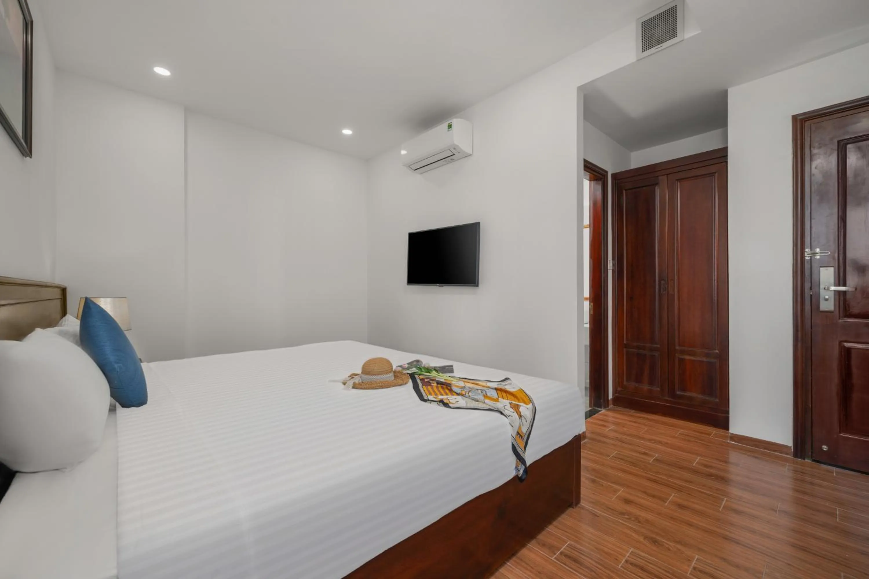 Bed in Sea Near Me Hotel Danang