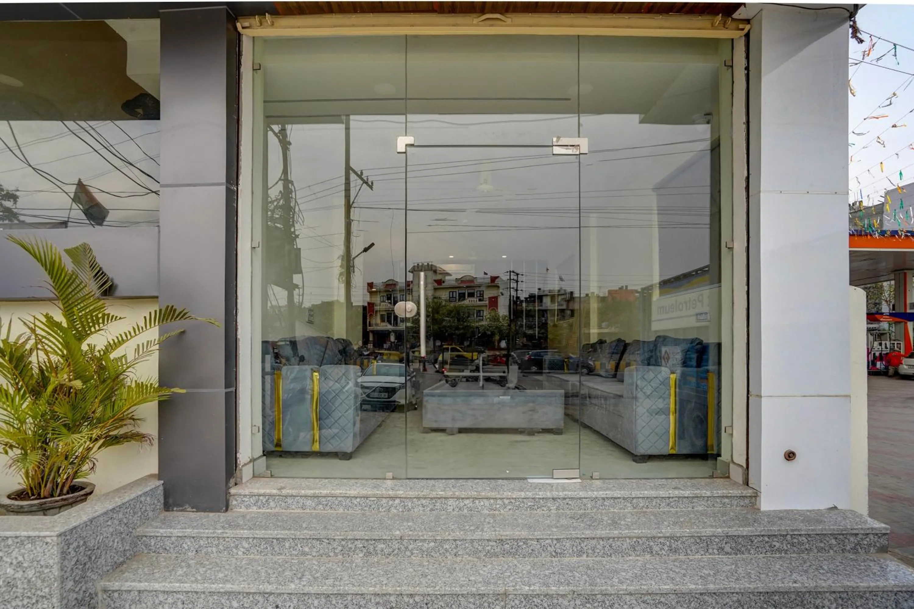 Facade/entrance in Hotel O Red Diamond Hotel