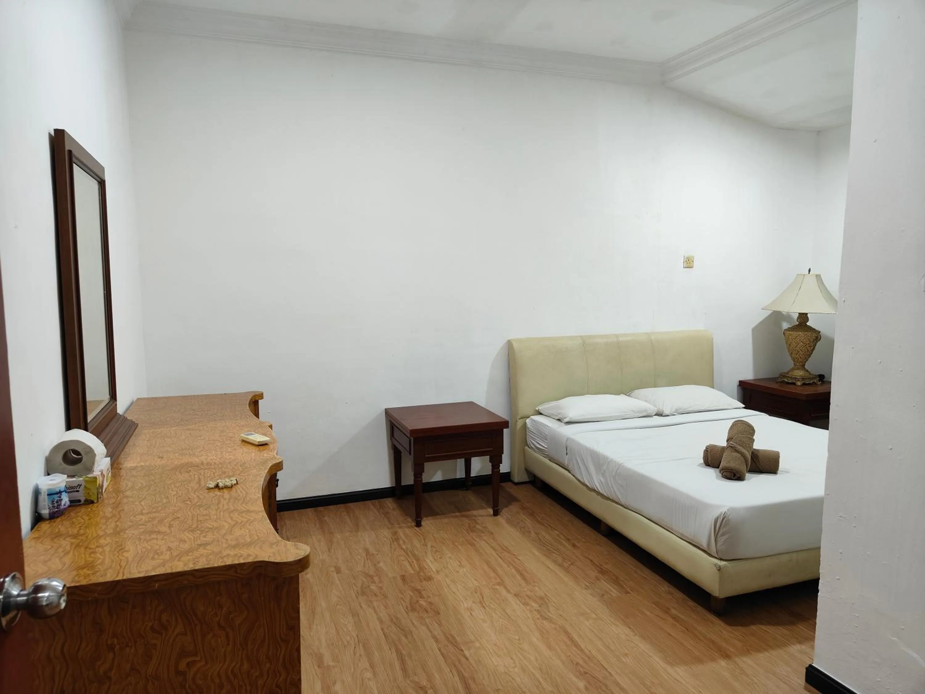 Bed in TERENGGANU EQUESTRIAN RESORT (PADDOCK INN)