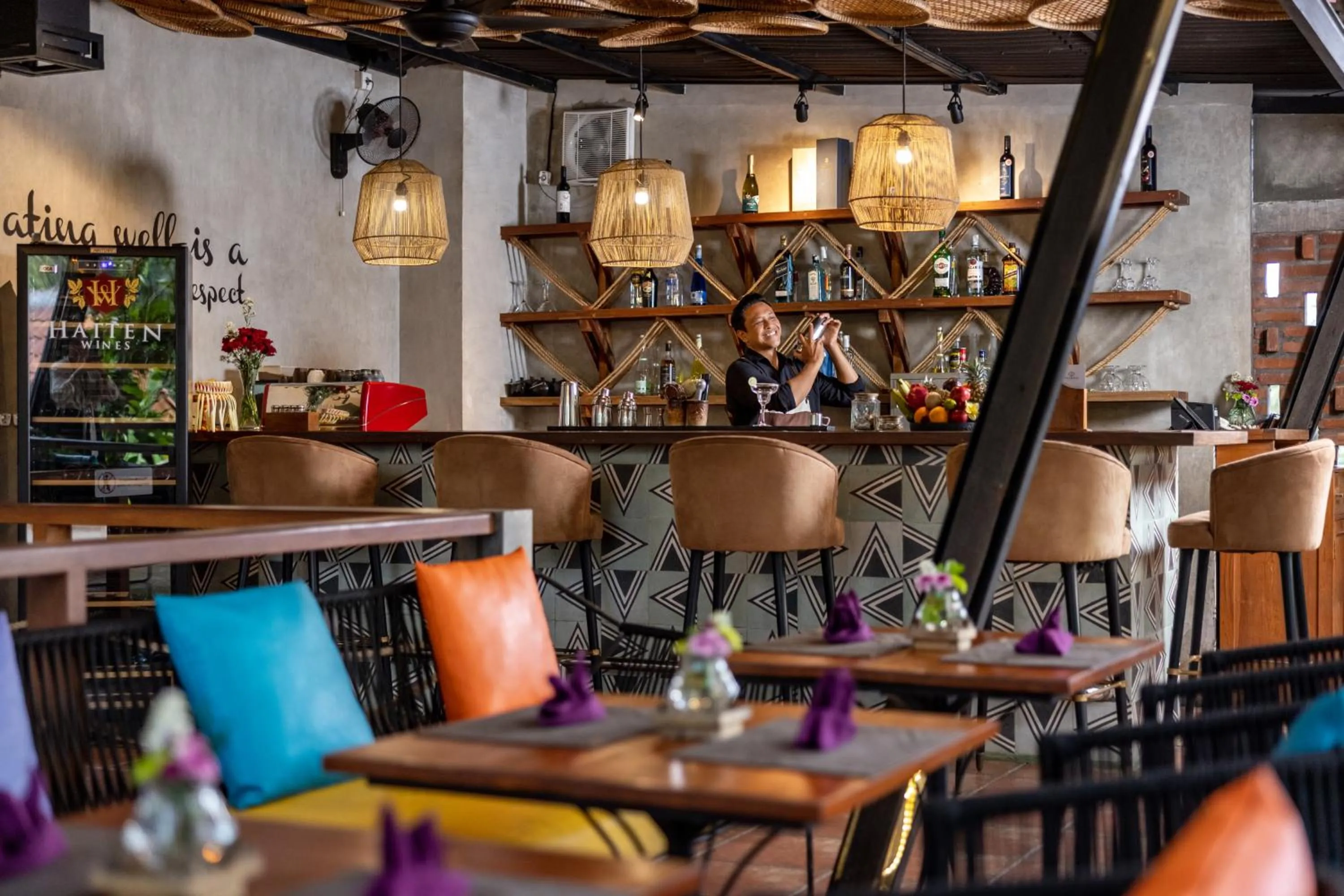 Restaurant/places to eat in Berlima Wooden Lodge by GenuineHost