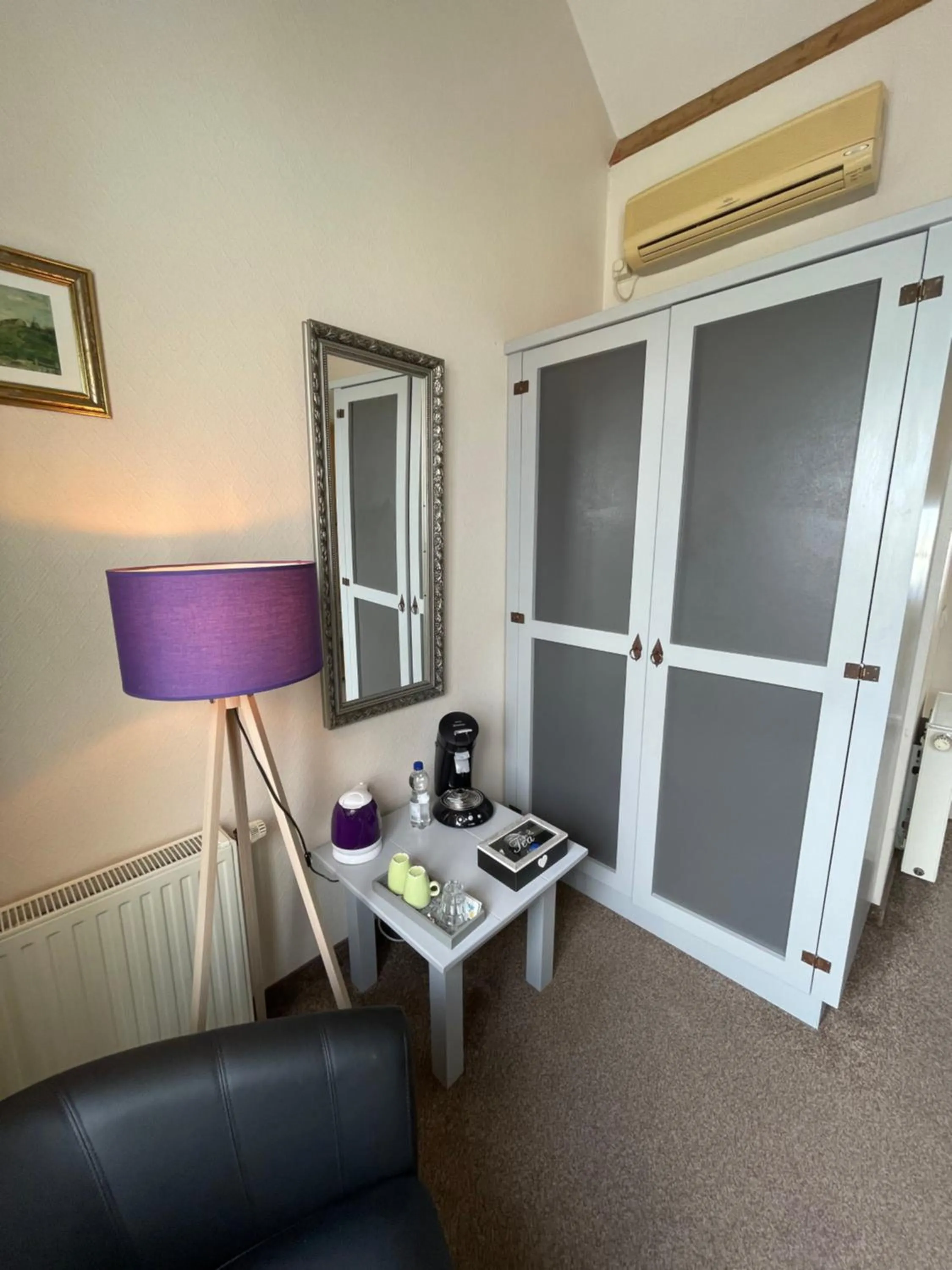 Coffee/tea facilities in Havenhotel At Sea Texel