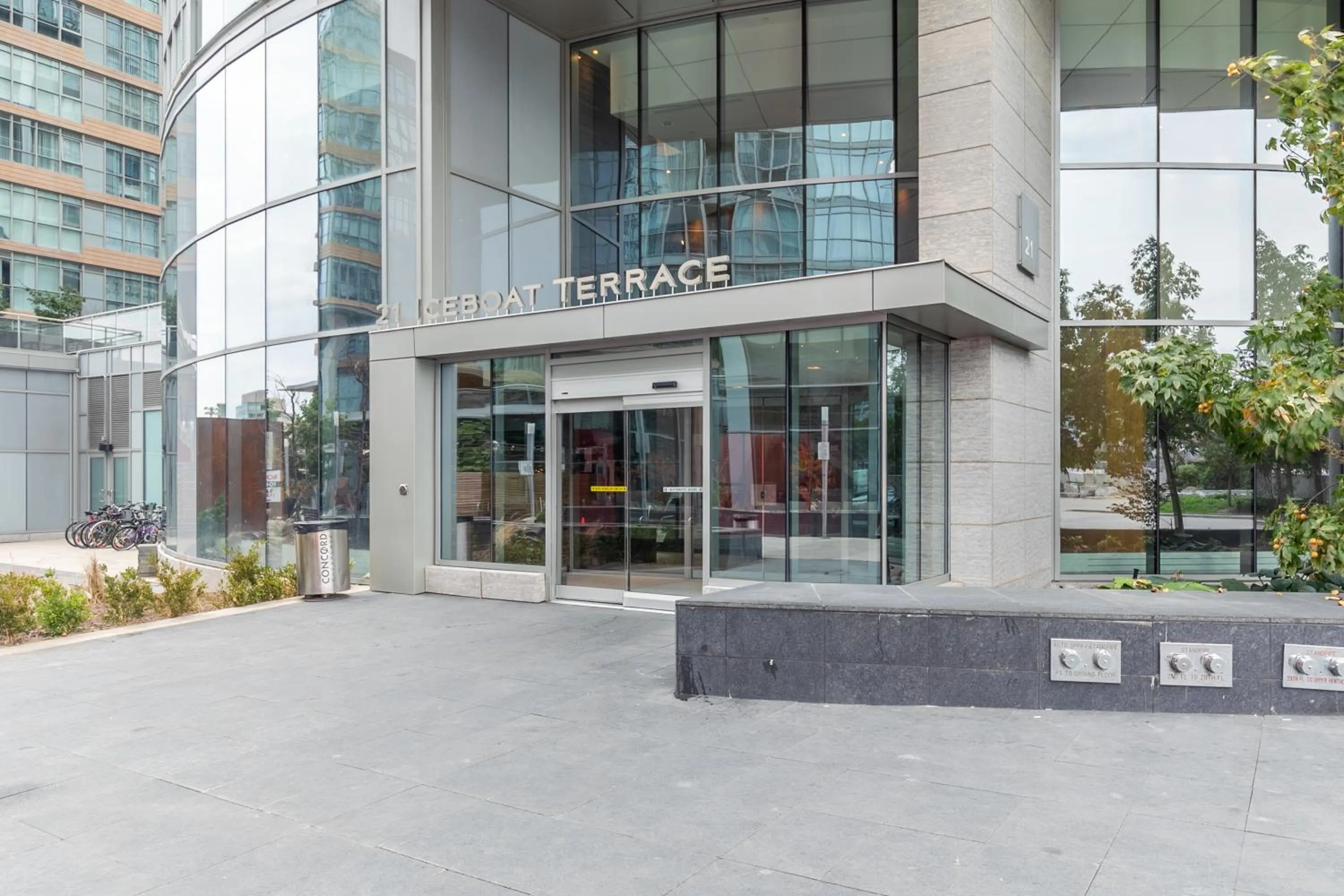 Facade/entrance in GLOBALSTAY Elegant Downtown Apartments