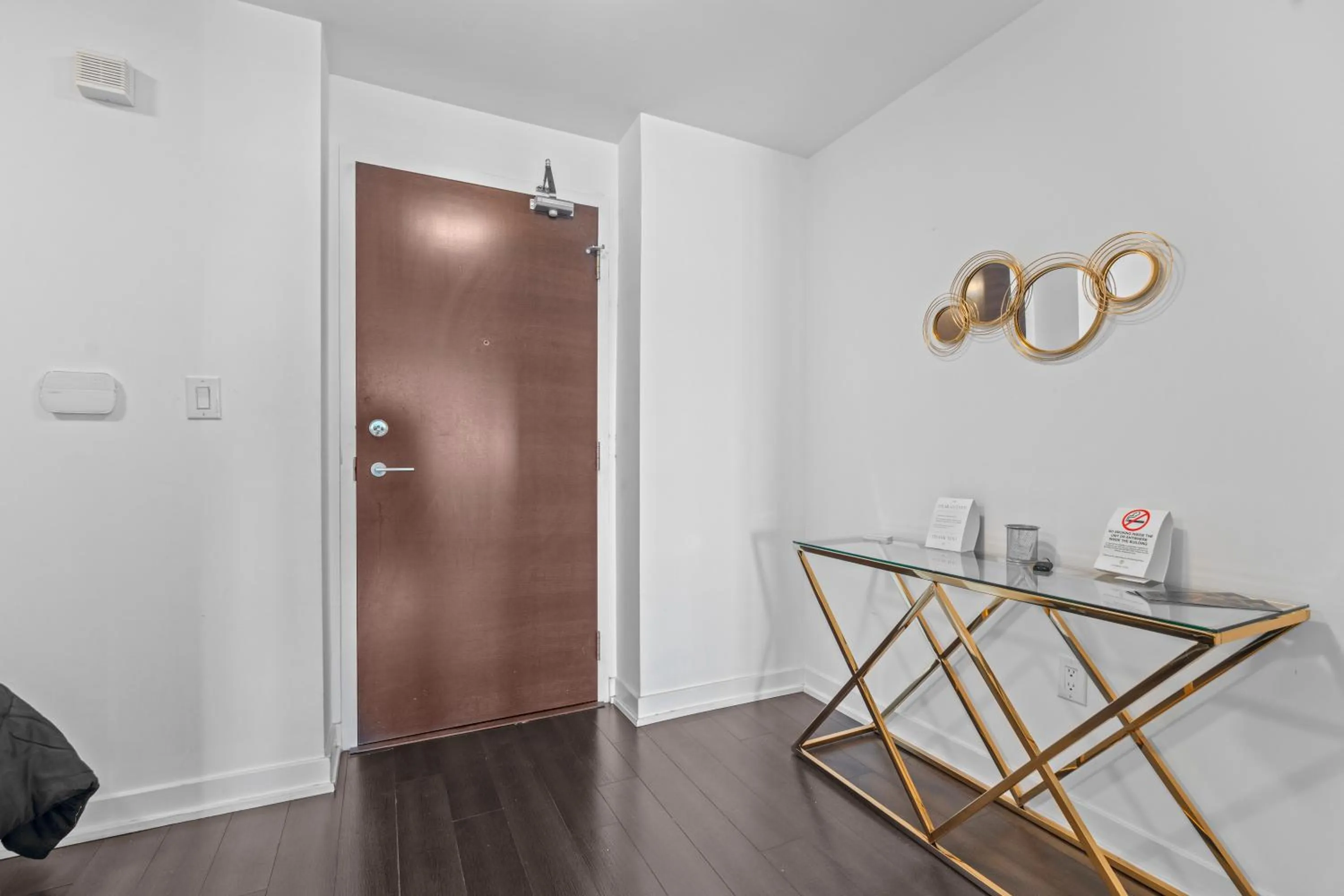 Other in GLOBALSTAY Elegant Downtown Apartments