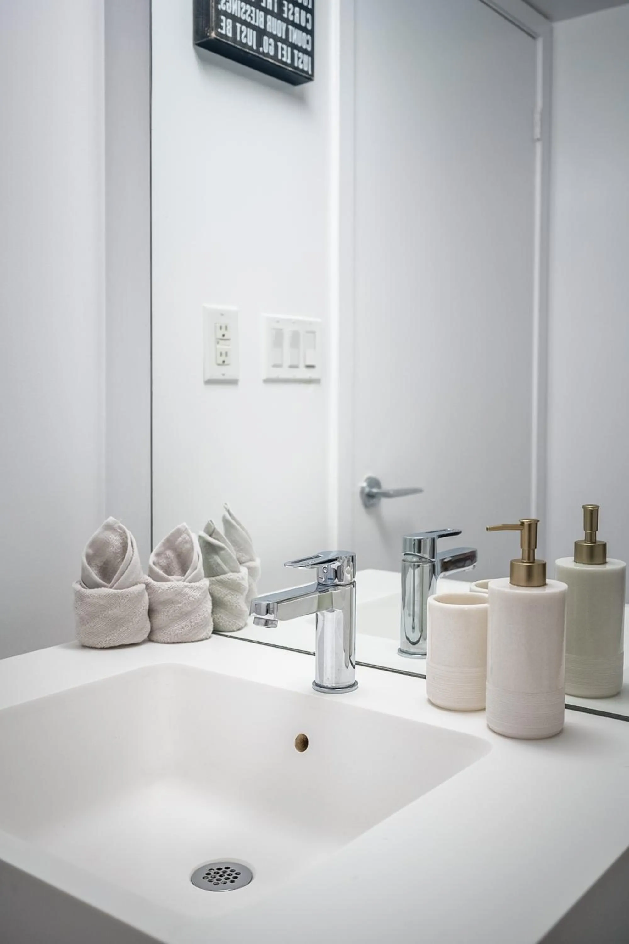 Bathroom in GLOBALSTAY Elegant Downtown Apartments
