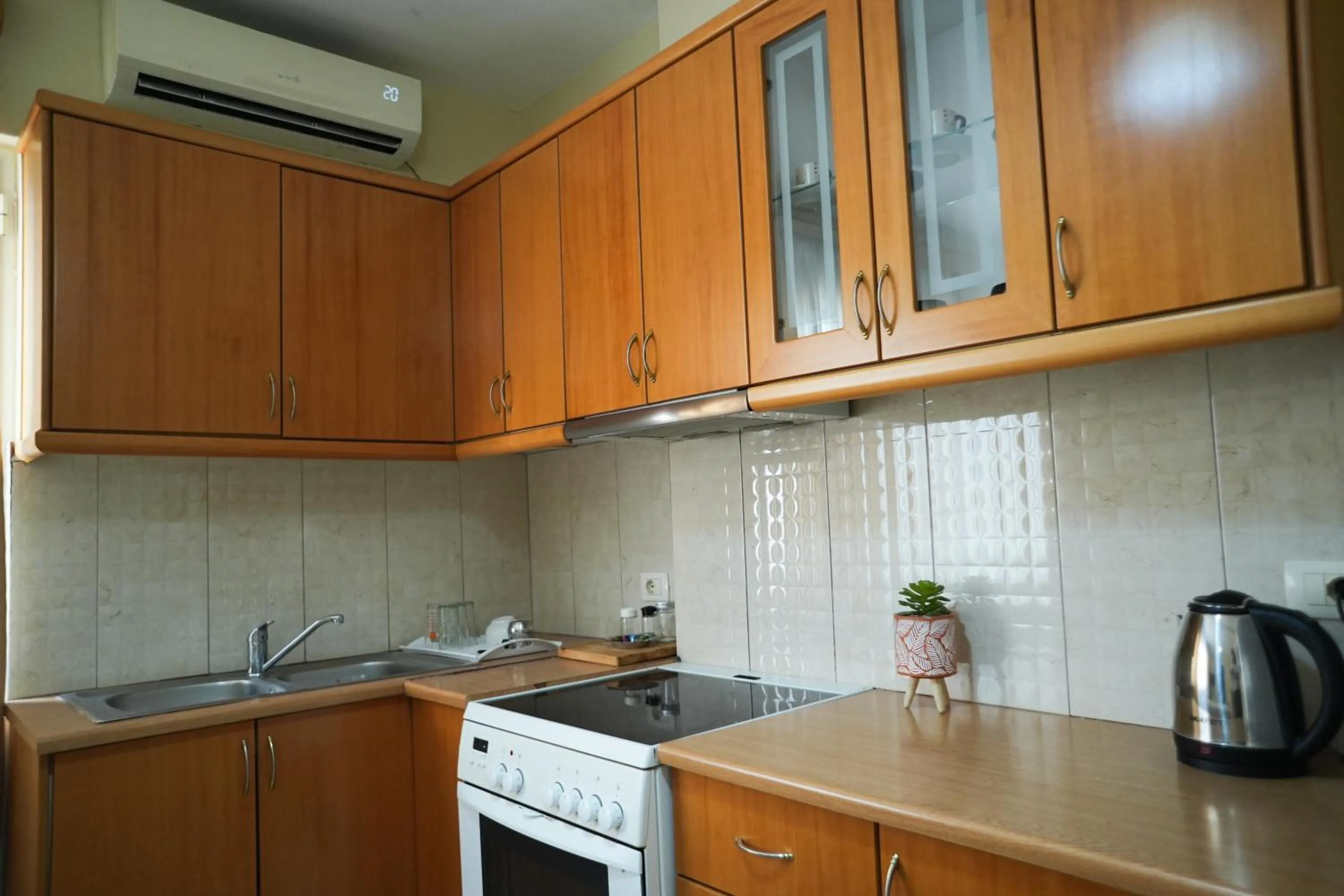 Coffee/tea facilities in Saranda Waterside Apartments