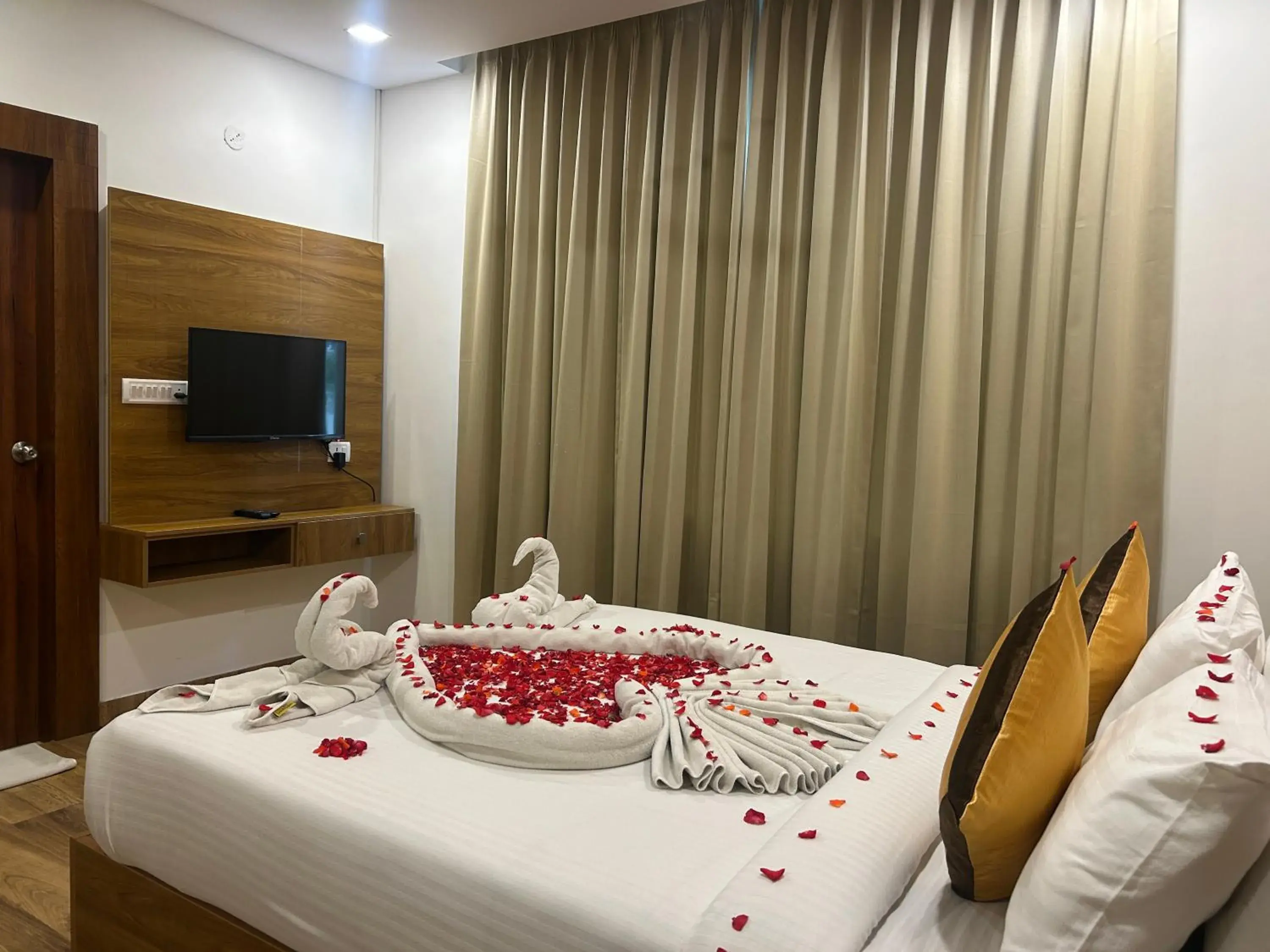 Bed in Temple Keys Bangalore by Bestinn Leisure Bed in Temple Keys Bangalore by Bestinn Leisure