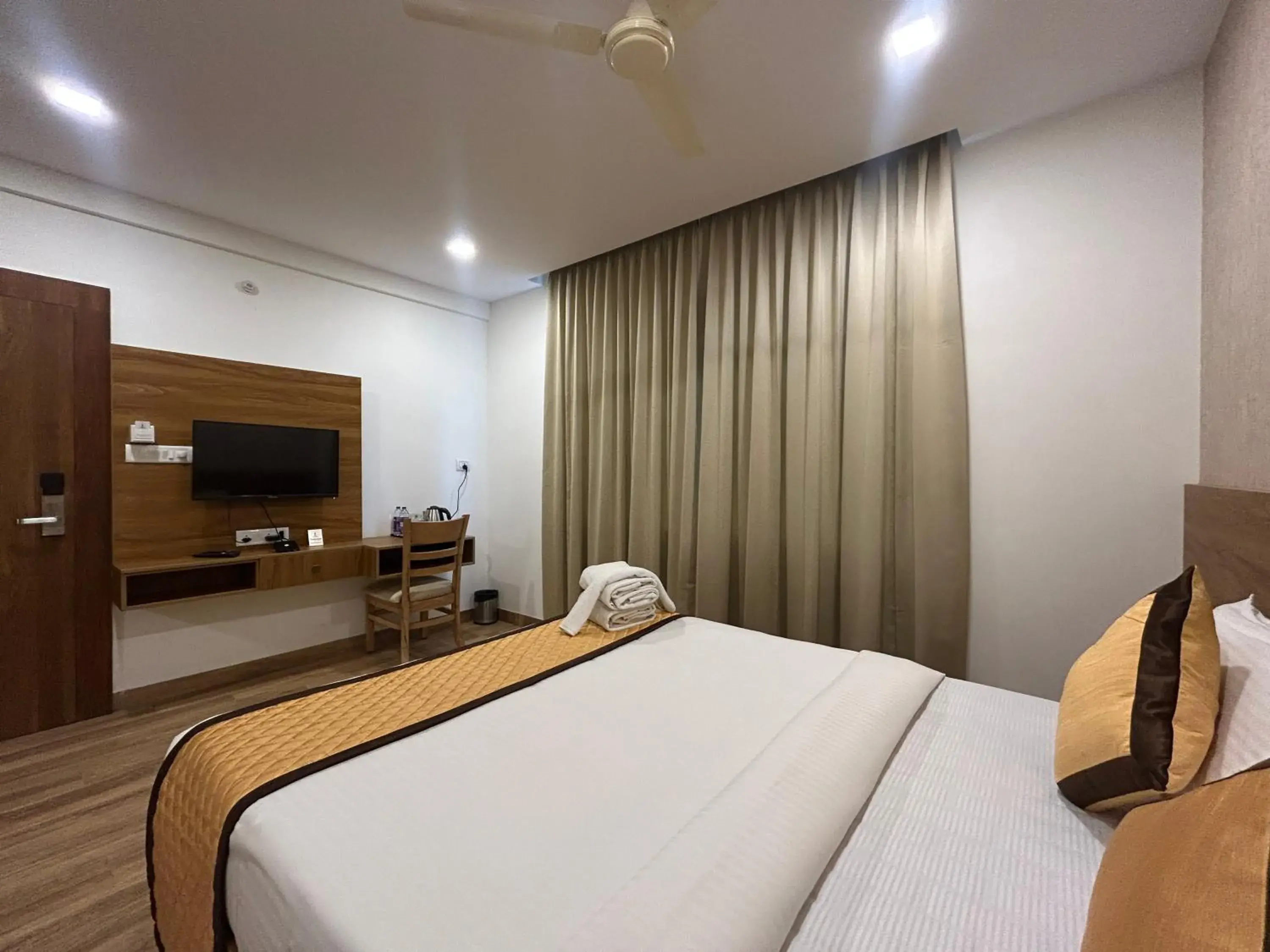 Bed in Temple Keys Bangalore by Bestinn Leisure Bed in Temple Keys Bangalore by Bestinn Leisure